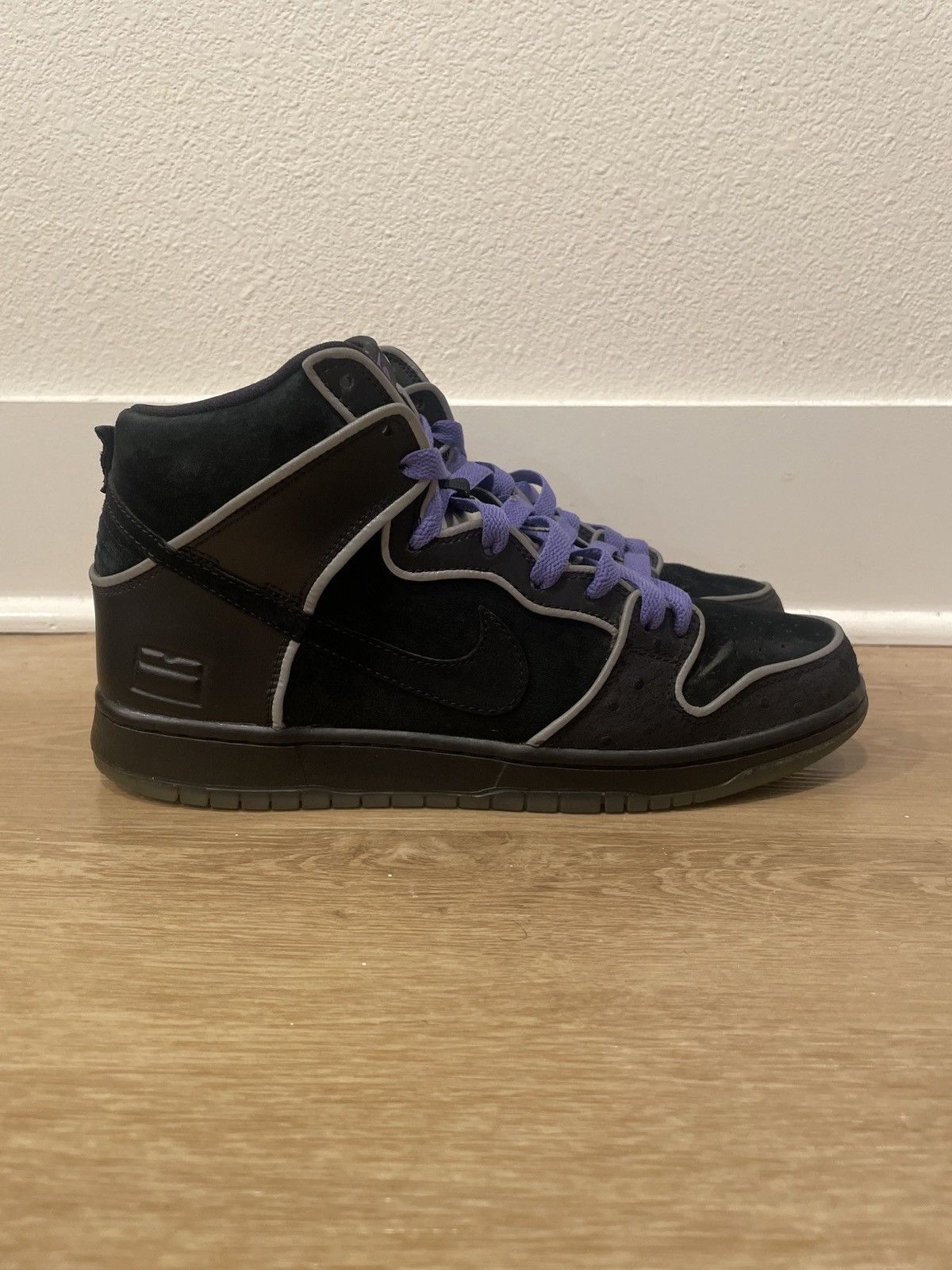 Pre-owned Nike Dunk Sb Purple Box Shoes In Black