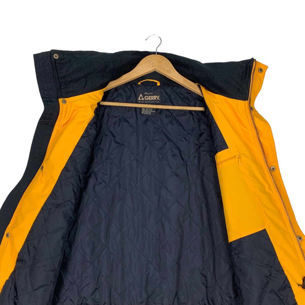 Japanese Brand GERRY Yellow Outdoor Jacket #1109-C50 Size US L / EU 52-54 / 3 - 10 Thumbnail
