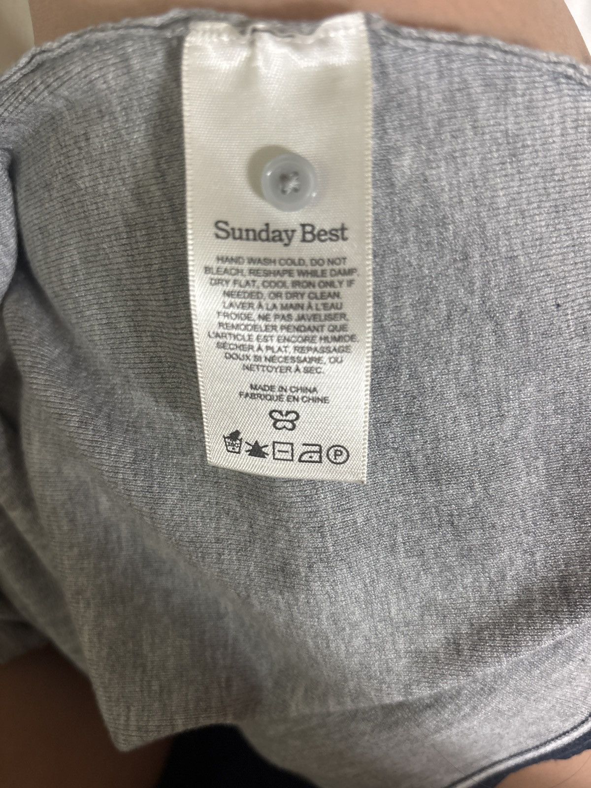 Aritzia Sundays Best Button-Up Crop Top Size XXS / US 00 / IT 34 - 5 Thumbnail