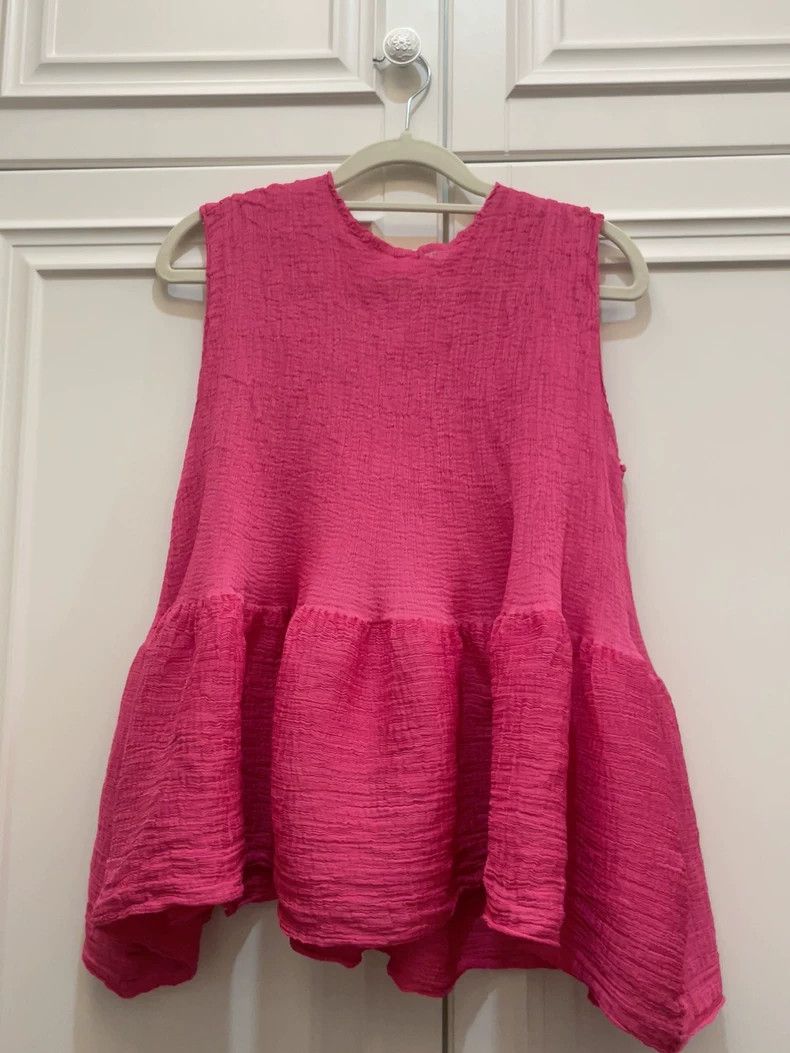 Issey Miyake Issey Miyake size:one size Pink pleated vest Size S / US 4 / IT 40 - 1 Thumbnail
