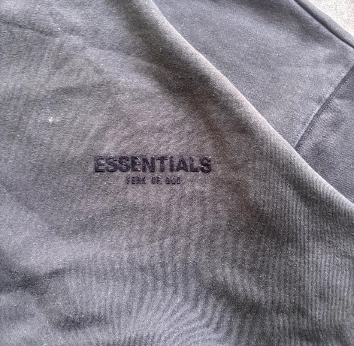 Essentials black essentials fear of god hoodie Size US M / EU 48-50 / 2 - 2 Thumbnail