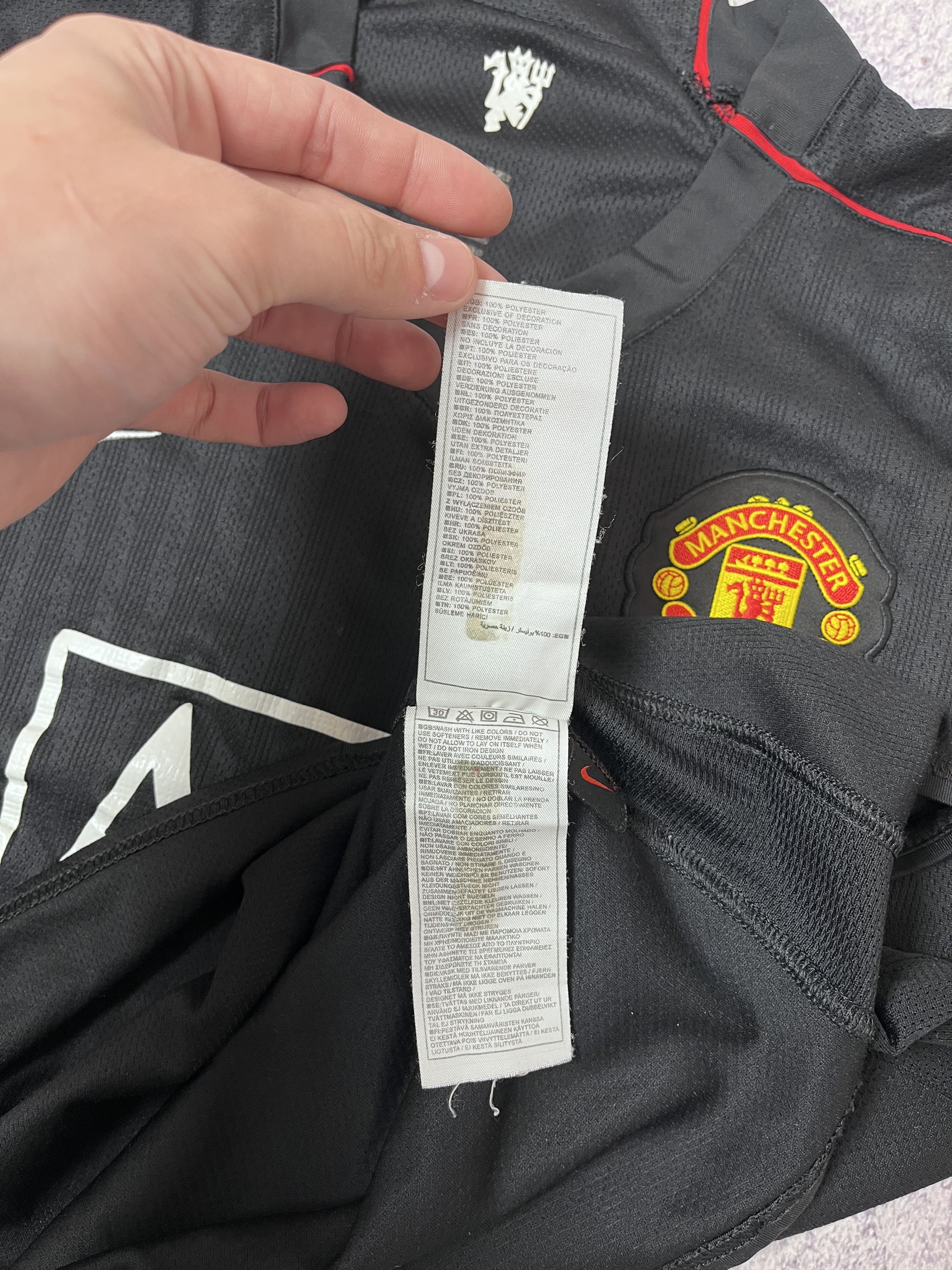 Nike Vintage mens soccer jersey Nike Manchester United size Xl Size US XL / EU 56 / 4 - 11 Thumbnail