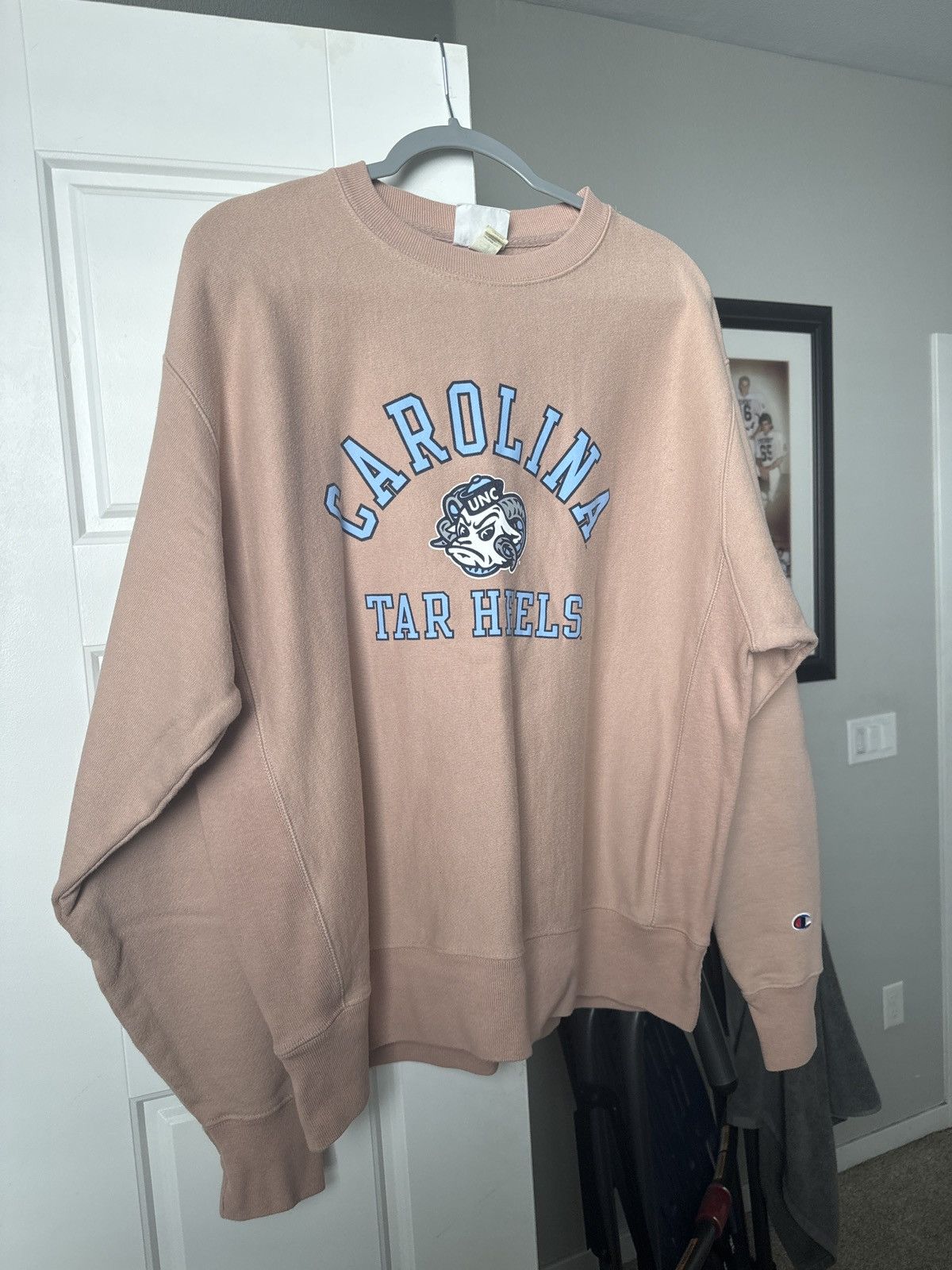 Champion very nice, rare unc tar heels long sleeve Size US L / EU 52-54 / 3 - 2 Thumbnail