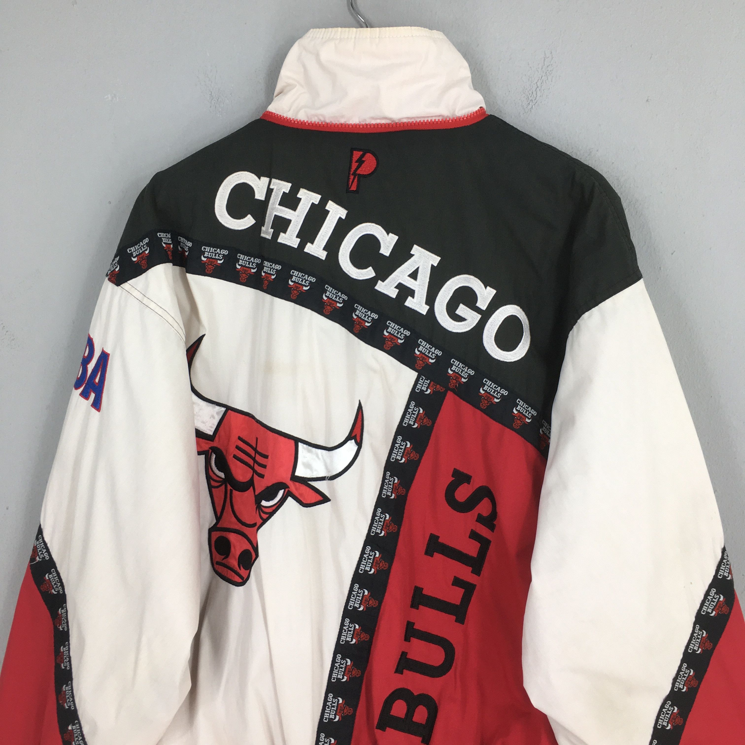 NBA Vintage Chicago Bulls Pro Player Varsity Jacket M Size US M / EU 48-50 / 2 - 10 Thumbnail