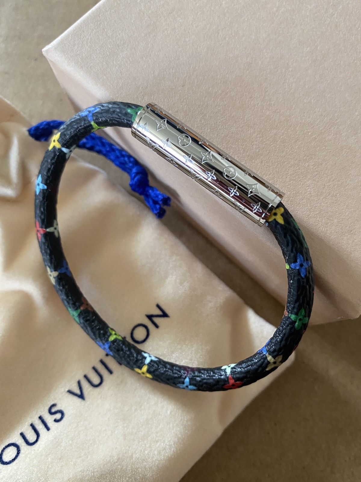 Louis Vuitton × Takashi Murakami LV Murakami Confidential Bracelet Size 17 2025 Black M8974F Size ONE SIZE - 1 Thumbnail