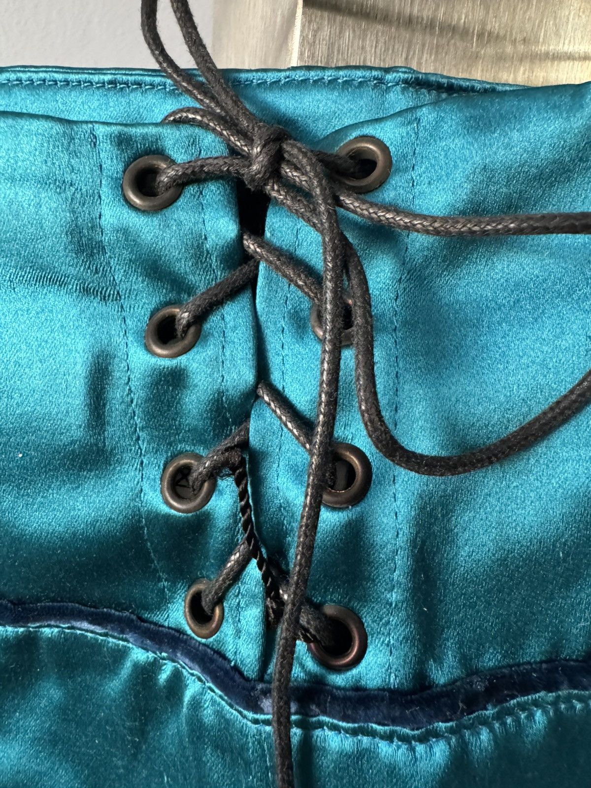 Costume National Costume National Silk & Cotton Corset-Detail Pencil Skirt Size 24" / US 00 / IT 34 - 4 Thumbnail