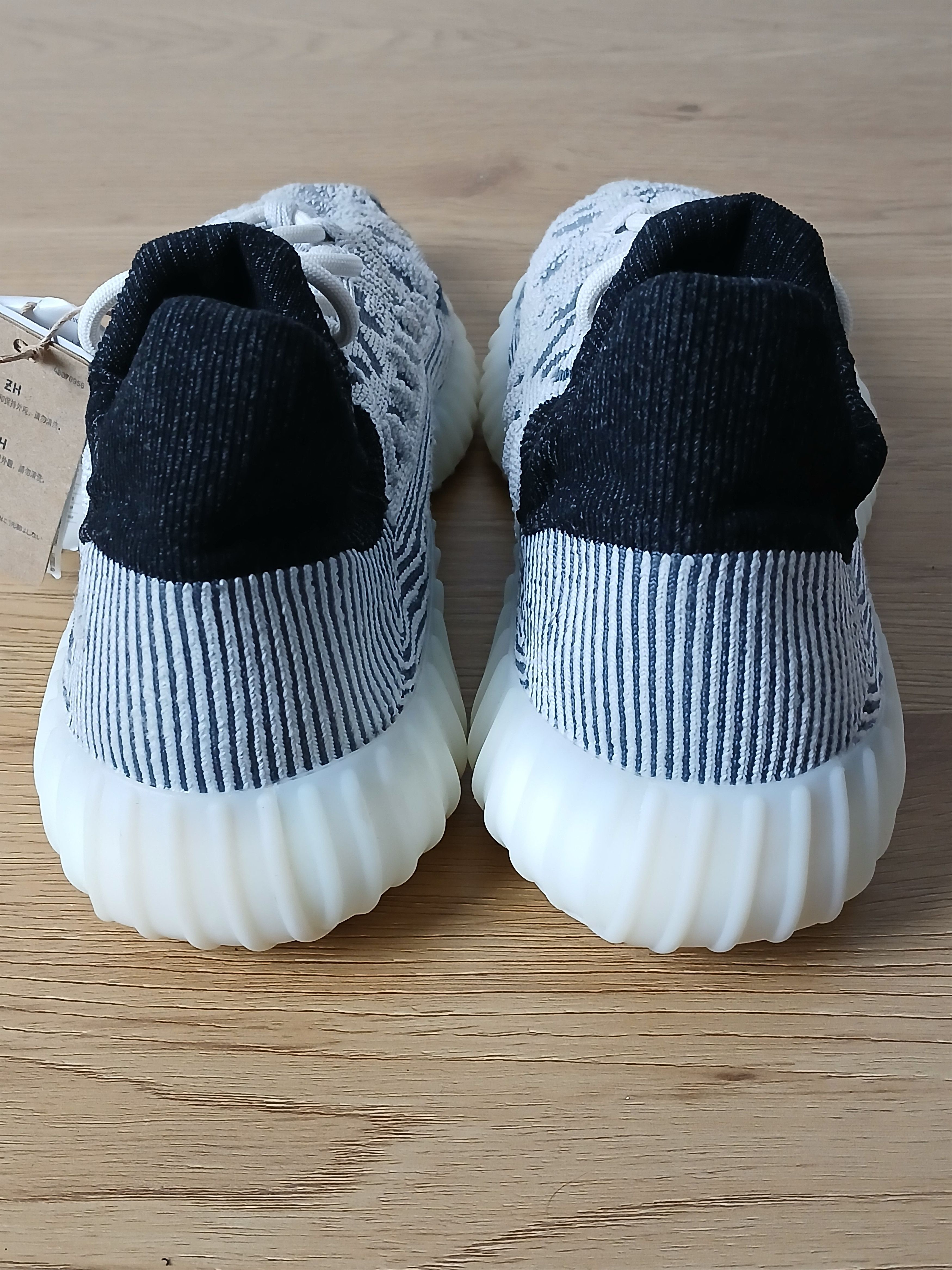 Adidas Adidas Yeezy 350 V2 CMPCT Sneakers Size US 8 / EU 41 - 5 Thumbnail