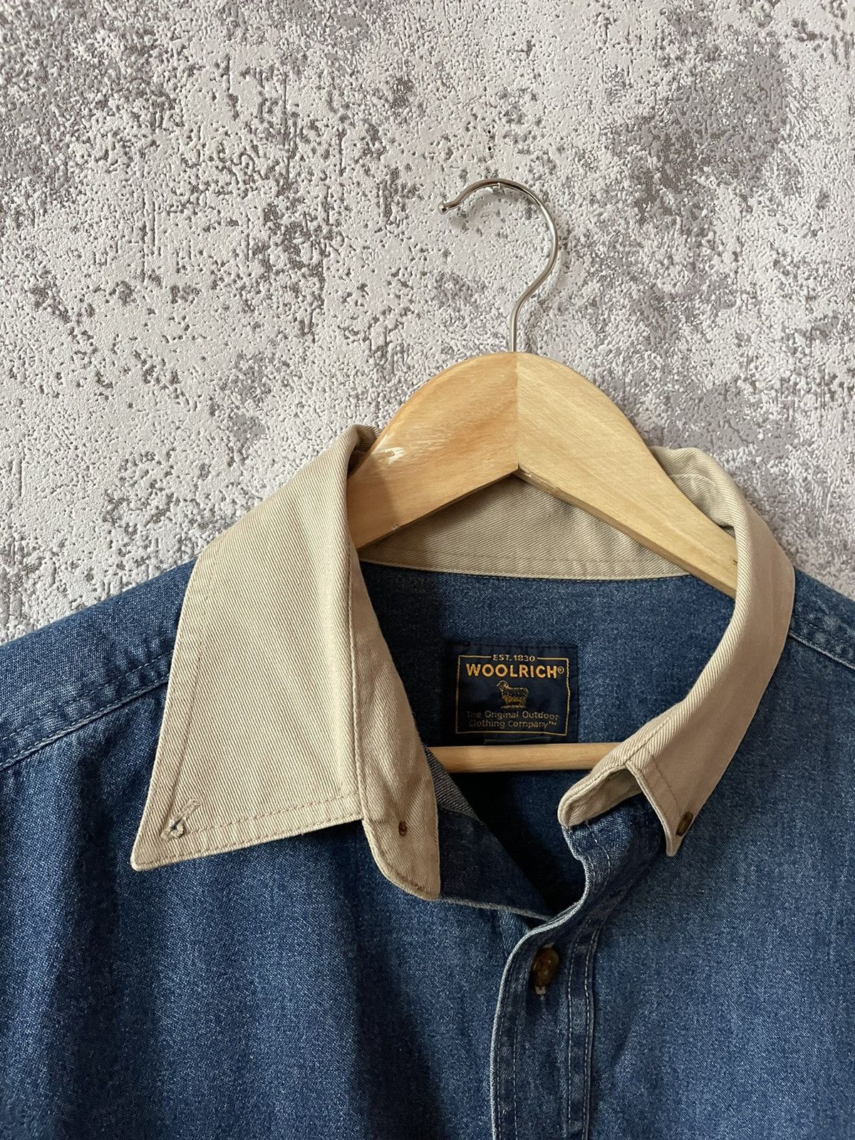 Vintage Vintage Woolrich Denim Jeans Button Up Shirt Size US L / EU 52-54 / 3 - 12 Thumbnail