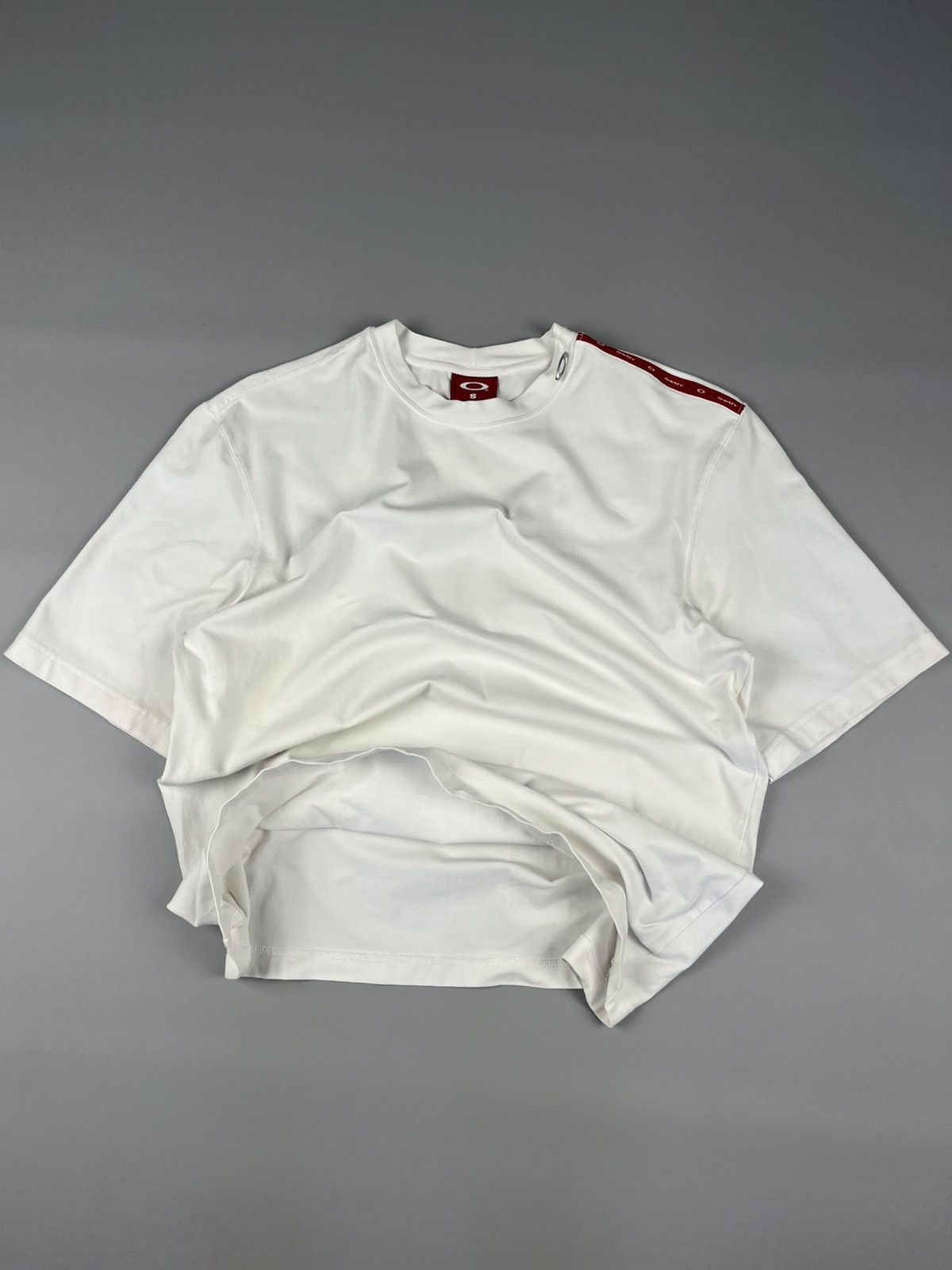 Oakley × Vintage Vintage Oakley Distressed Metal Logo T- Shirt Tee Y2K Size US S / EU 44-46 / 1 - 2 Thumbnail