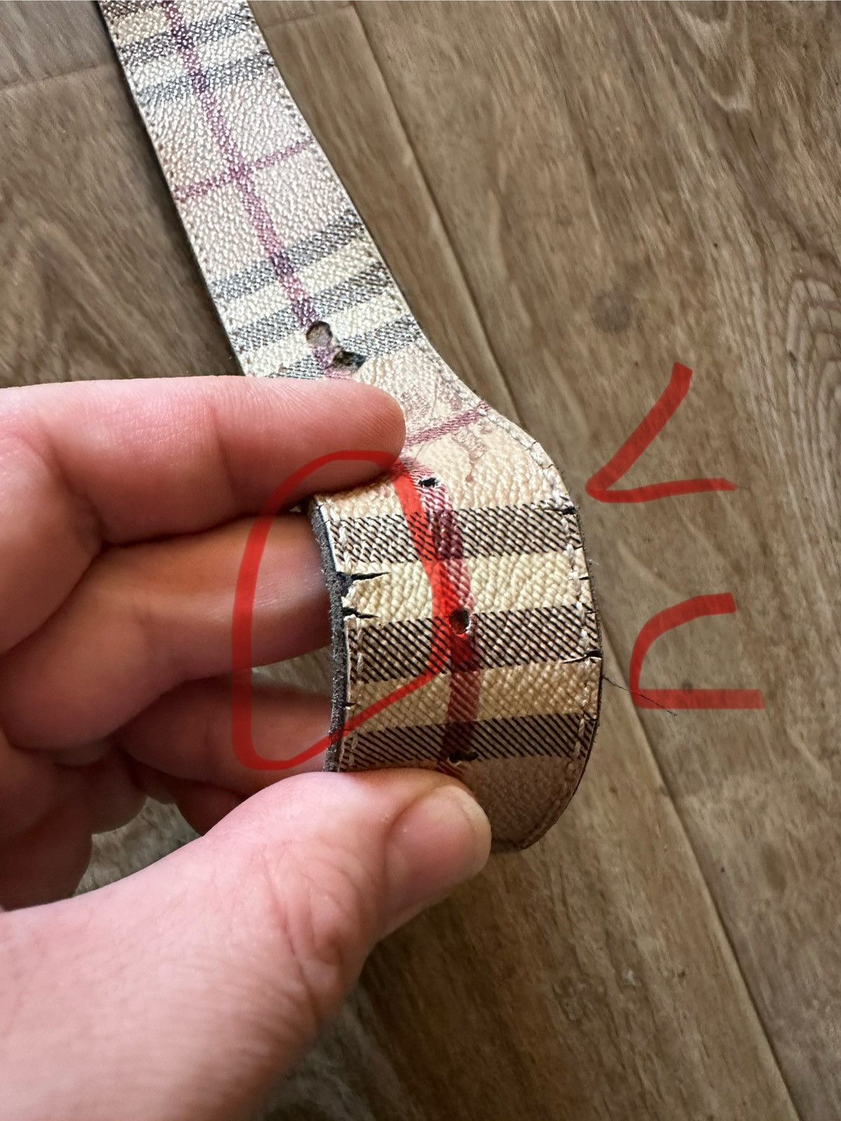 Burberry Burberry belt size 32 (might work 30-32-92) Size 32 - 6 Thumbnail