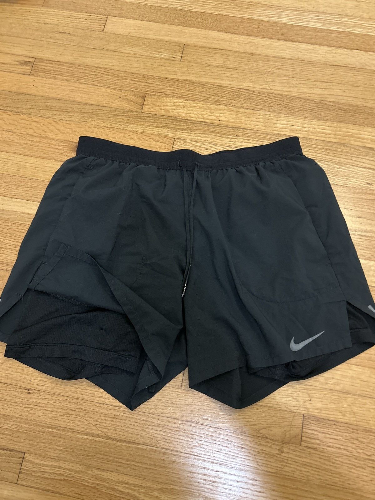 Nike Nike Dri Fit Shorts 5” Size US 30 / EU 46 - 3 Thumbnail