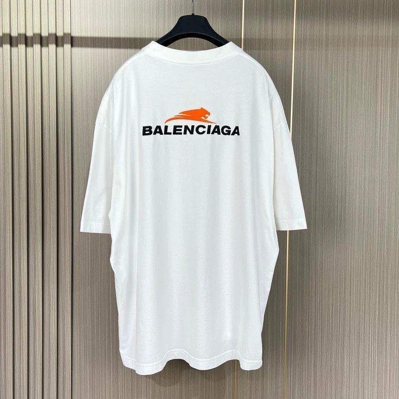Balenciaga Balenciaga Embroidered monogram short sleeve Size US L / EU 52-54 / 3 - 2 Thumbnail