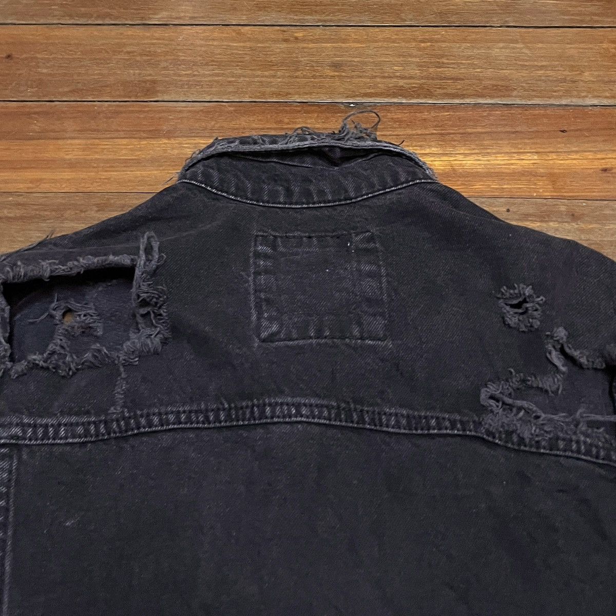 Zara Rare Design Brand Zara Distressed Denim Trucker Jacket 2000s Size US M / EU 48-50 / 2 - 4 Thumbnail