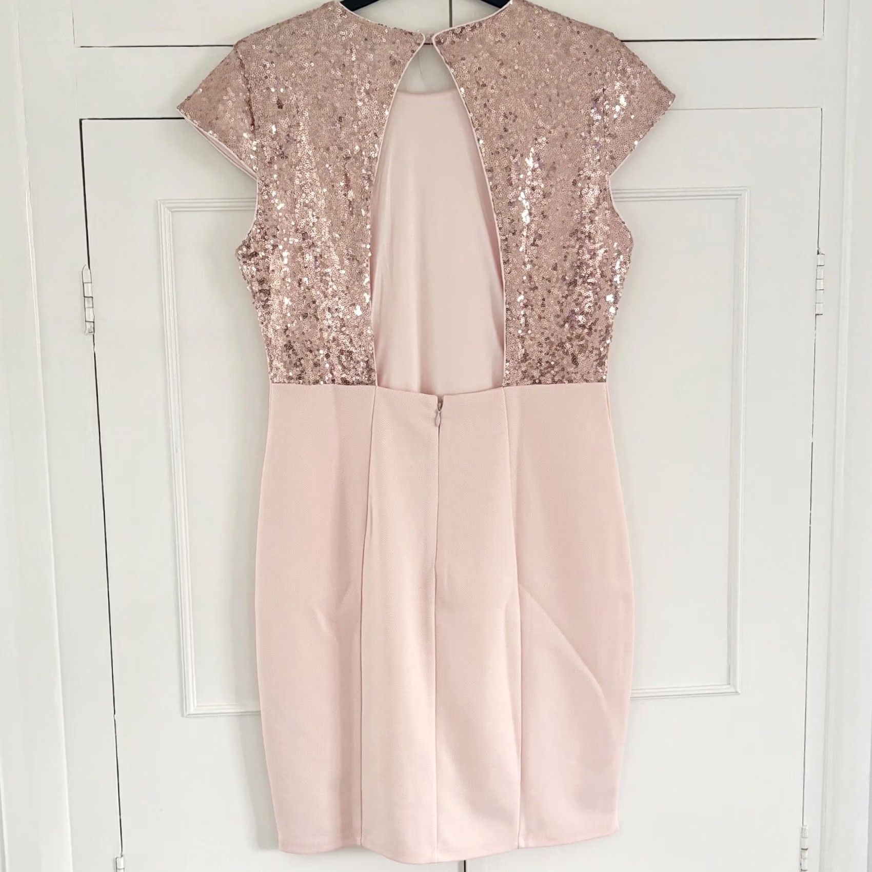 Vintage VINTAGE? No - (Oops): Myleene Klass Dress Open Backed Sequin Shoulders Bodycon Pink 12 UK Women Short Sleeve Party/Cocktail Wedding Formal Summer BNWT Size XL / US 12-14 / IT 48-50 - 2 Thumbnail