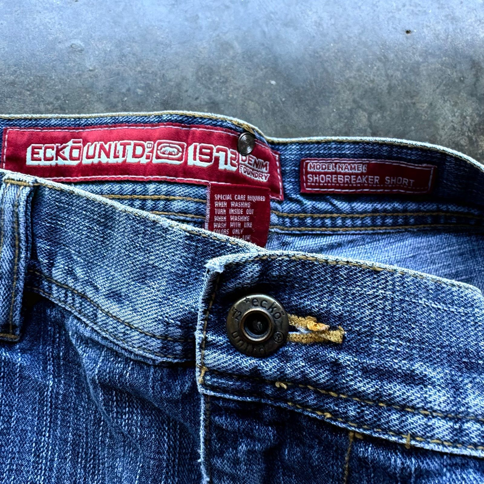 Ecko Unltd. × Vintage Vintage Y2K light wash Ecko UntId Baggy Jorts Size US 38 / EU 54 - 3 Thumbnail