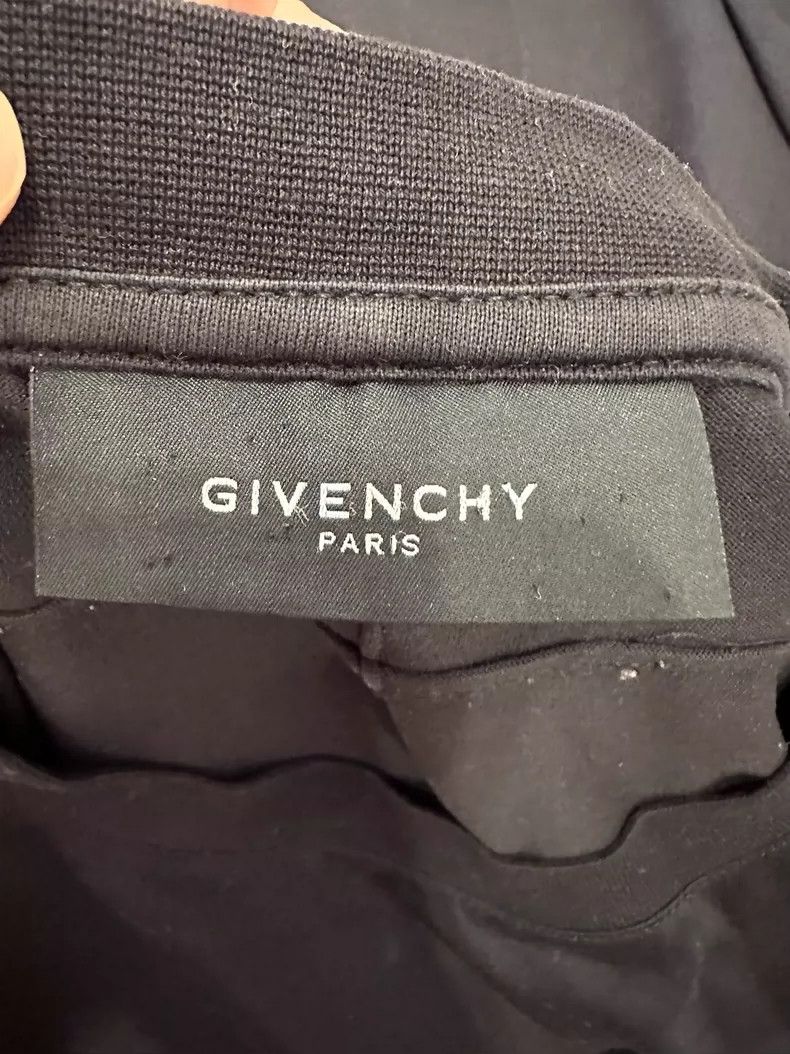 Givenchy Givenchy Nude Female Petal Show Tee Size US L / EU 52-54 / 3 - 6 Thumbnail