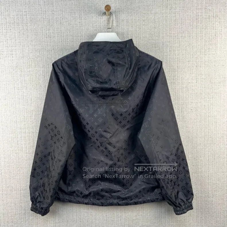 Louis Vuitton Louis Vuitton Solid leather logo zip-up hooded long-sleeve Size US S / EU 44-46 / 1 - 2 Thumbnail
