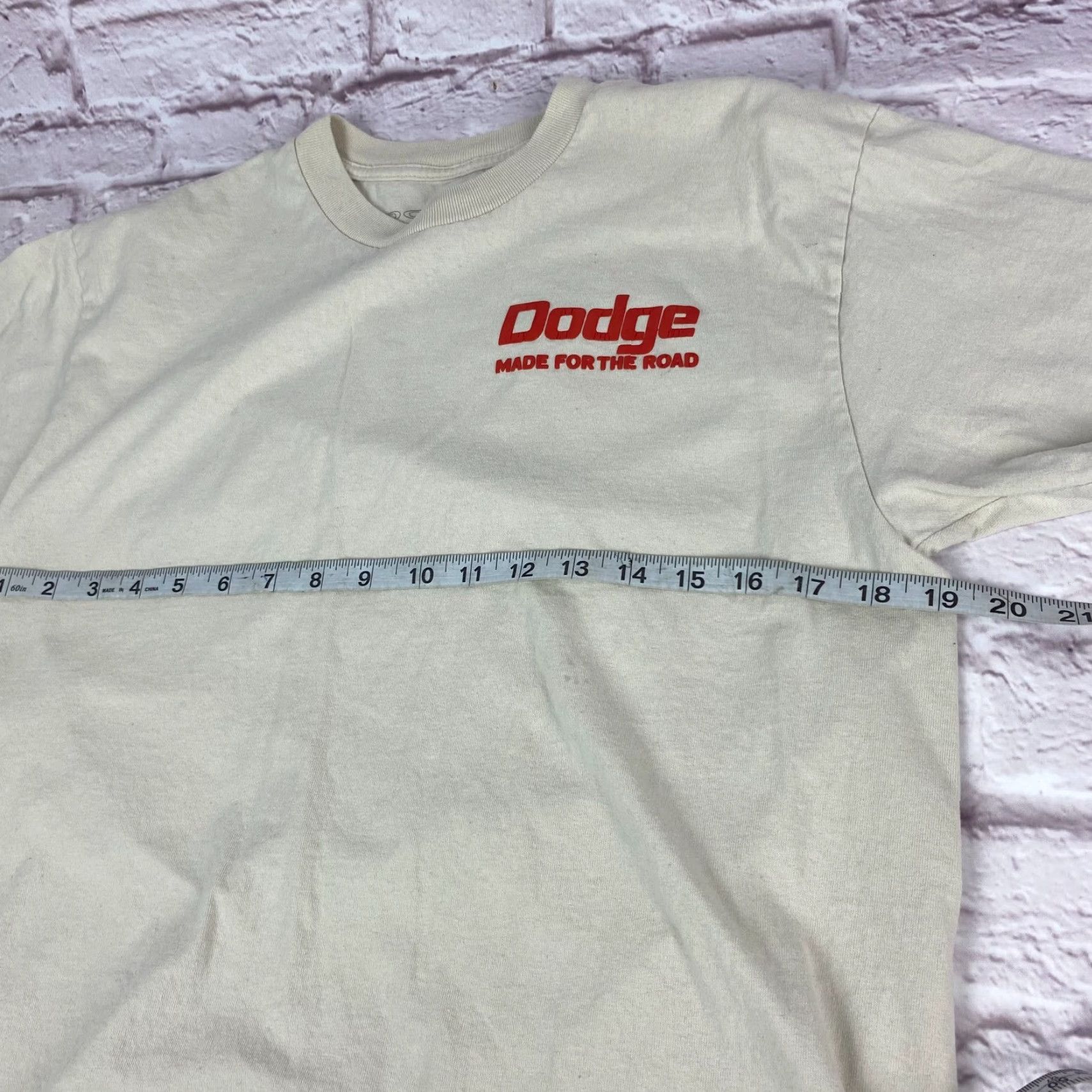 Vintage VINTAGE Dodge Mens T-Shirt An American Classic Made For The Road Size M Short Sleeve Size US M / EU 48-50 / 2 - 7 Thumbnail