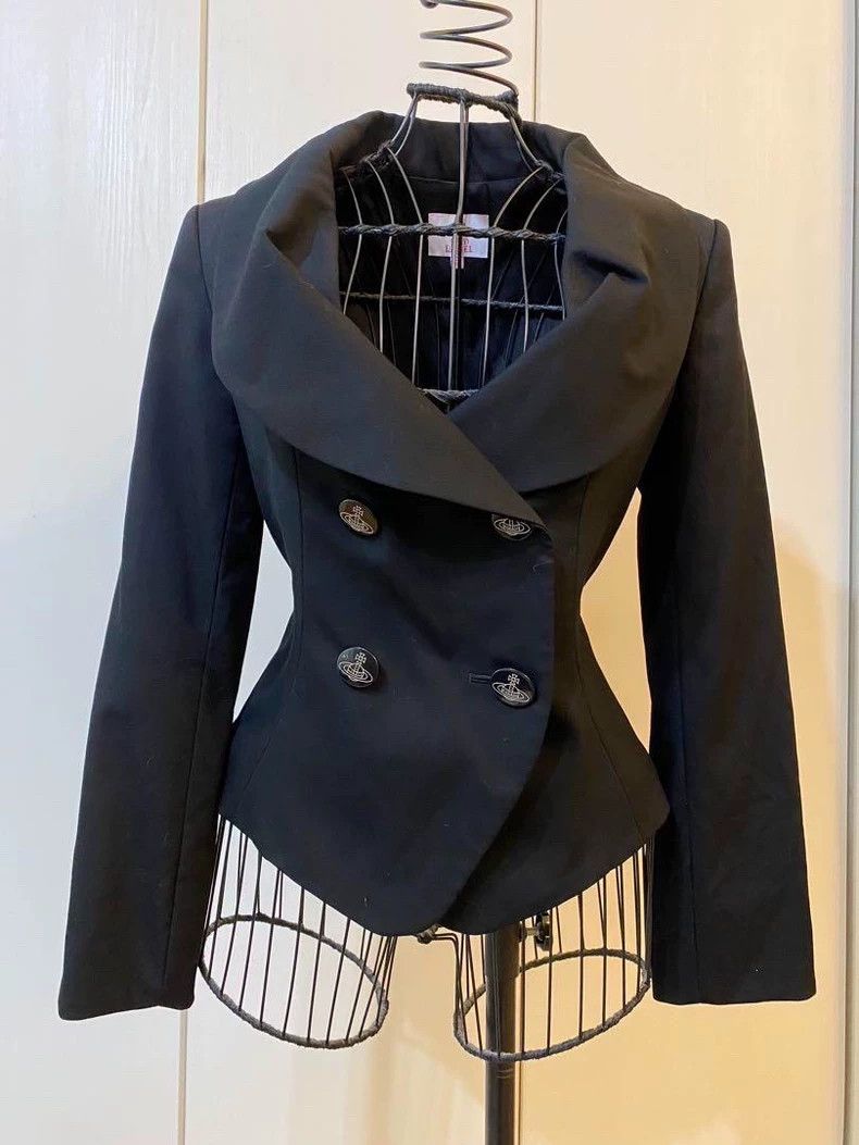 Vivienne Westwood Vivienne Westwood The petals are dressed in a suit jacket Size M / US 6-8 / IT 42-44 - 1 Thumbnail