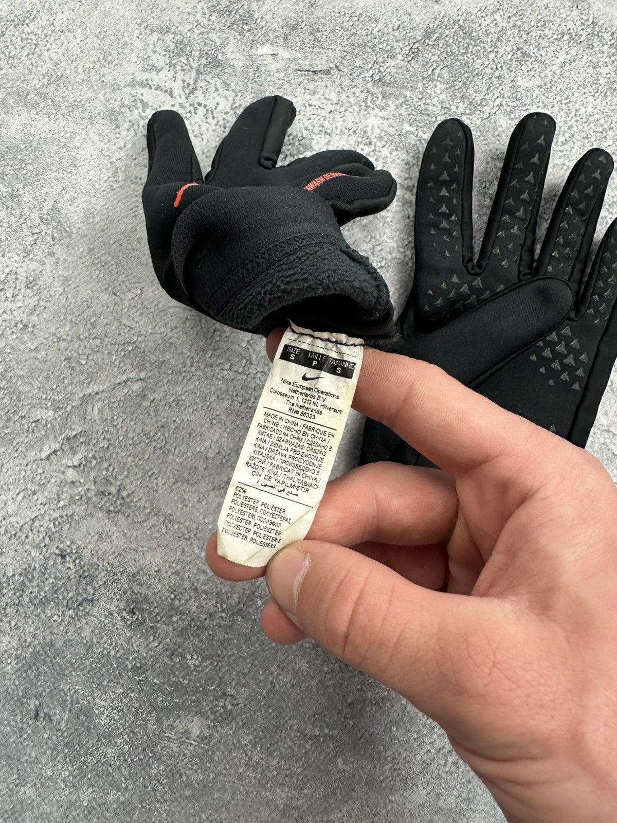 Nike Nike Jordan PSG Paris Saint-Germain HyperWarm Black Gloves Size ONE SIZE - 10 Thumbnail