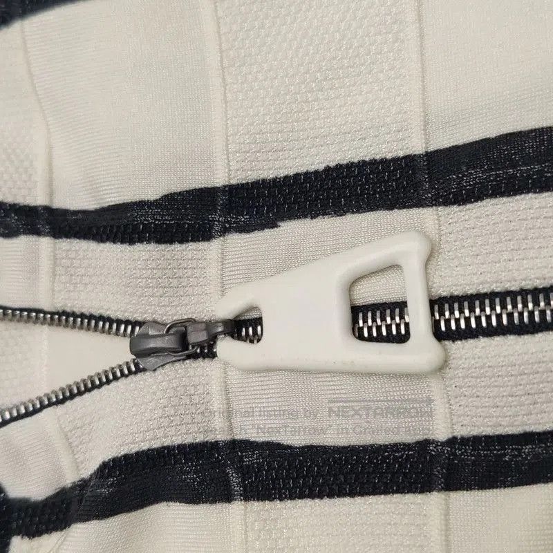 Louis Vuitton Louis Vuitton Striped Zip-Front Knit Short Sleeve. Size US M / EU 48-50 / 2 - 8 Thumbnail