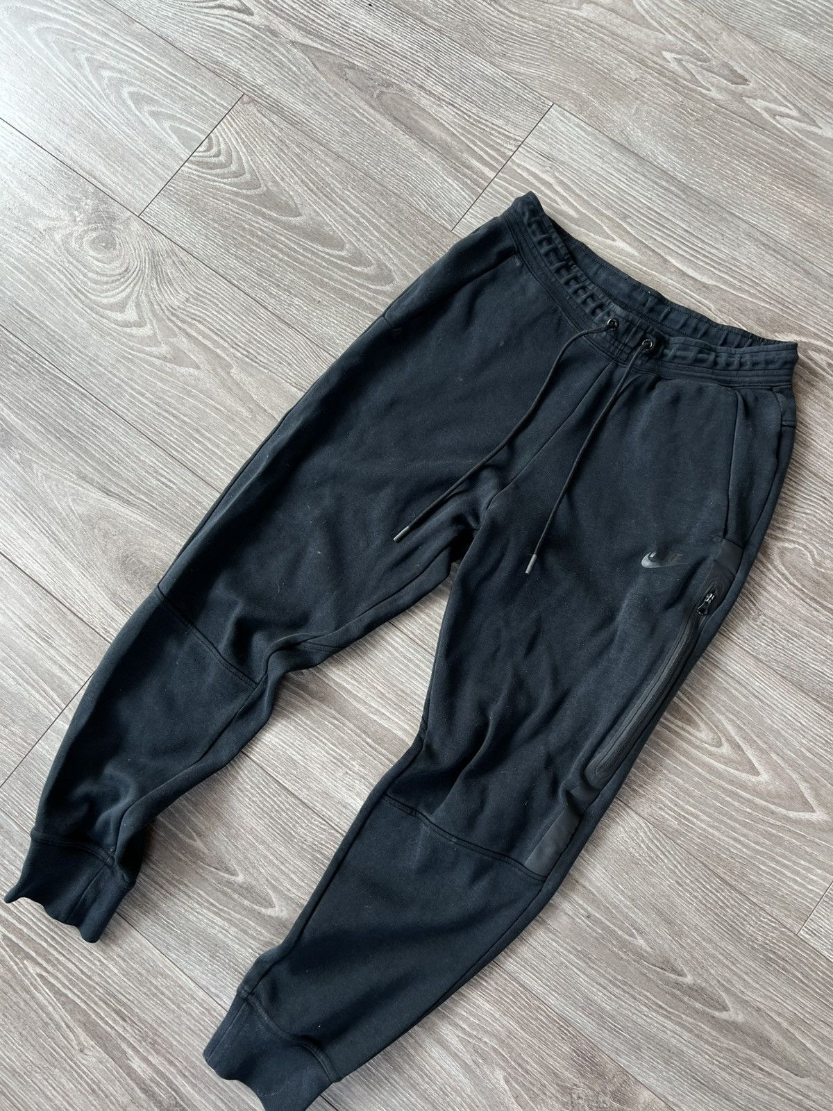 Nike Nike Tech Fleece Big Zip Pocket Triple Black Sweatpants Size US 30 / EU 46 - 6 Thumbnail