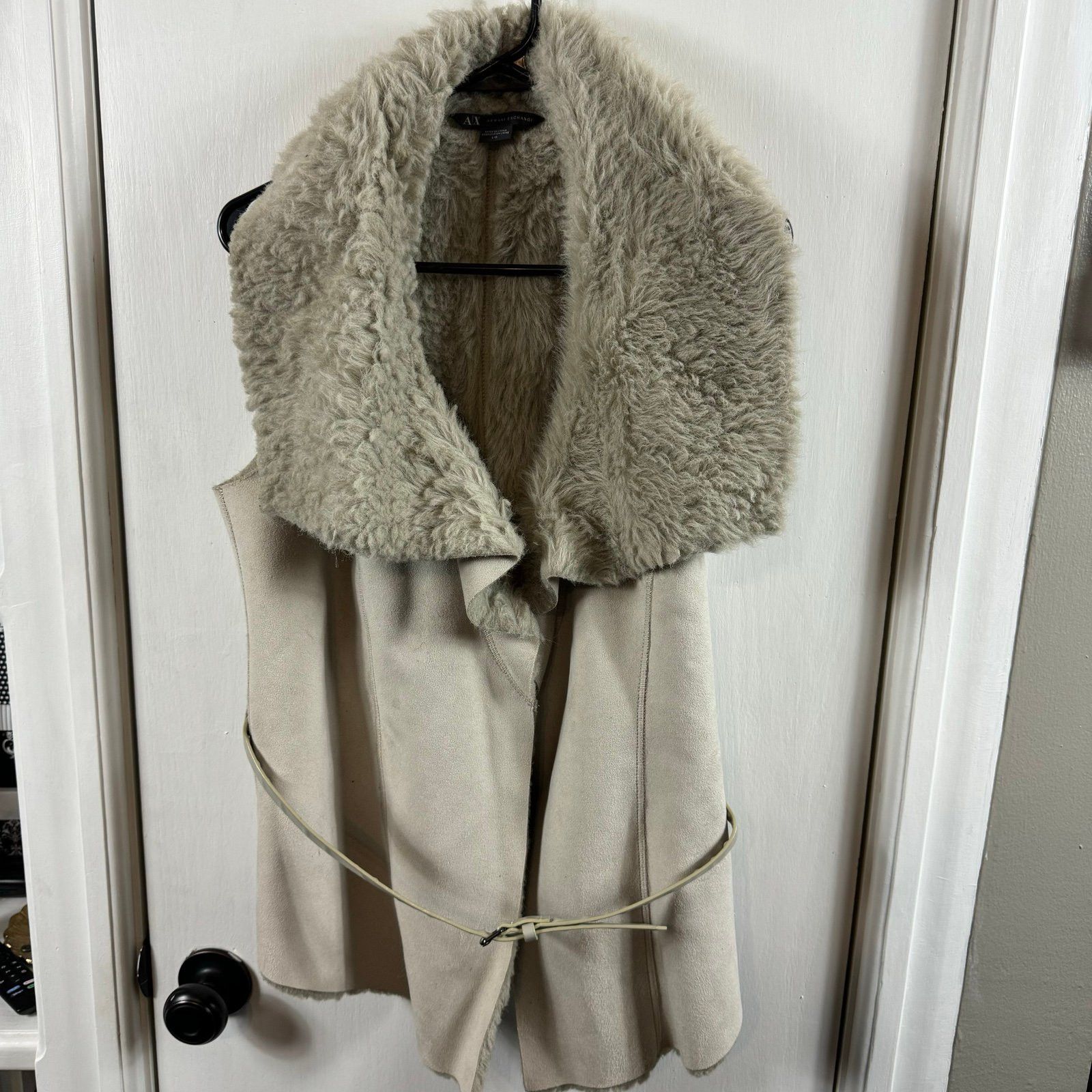 Armani Exchange Armani Exchange faux fur and suede cream vest. Belt. Size Size L / US 10 / IT 46 - 1 Thumbnail