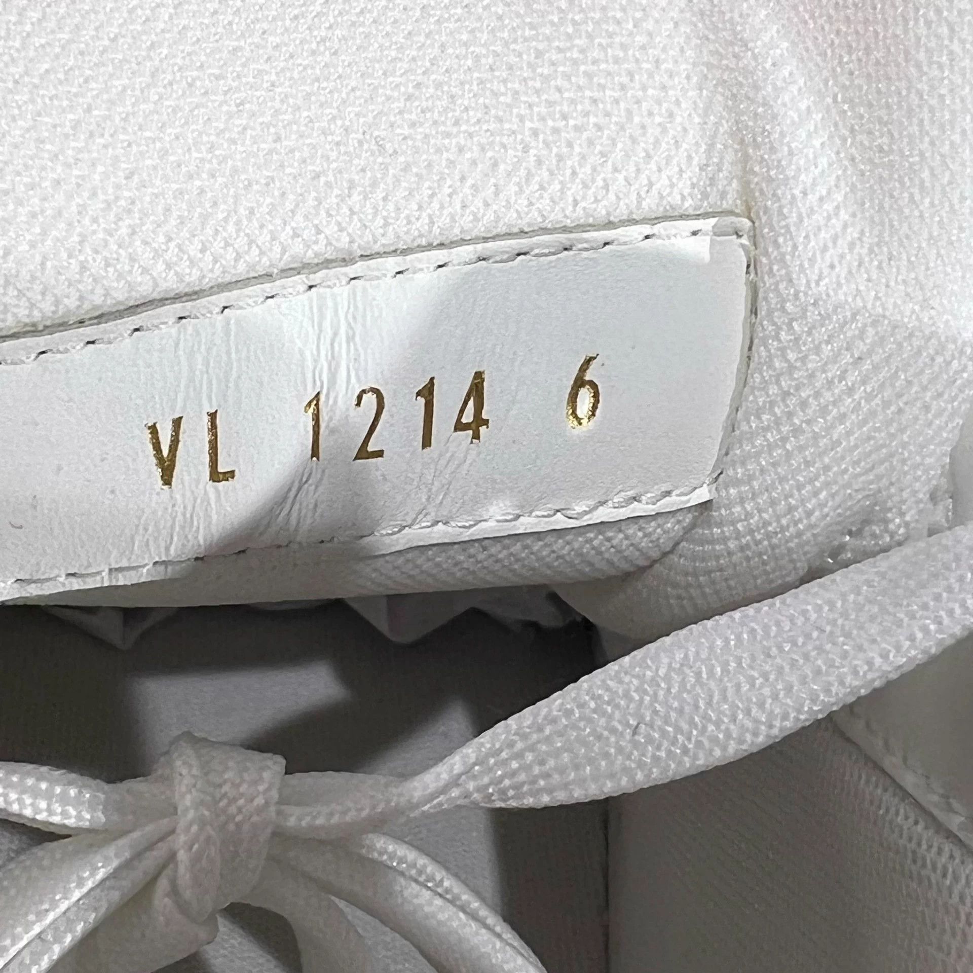 Louis Vuitton LV Trainer White All Over Print UK6/40 New, tried on only Size US 7 / EU 40 - 8 Thumbnail