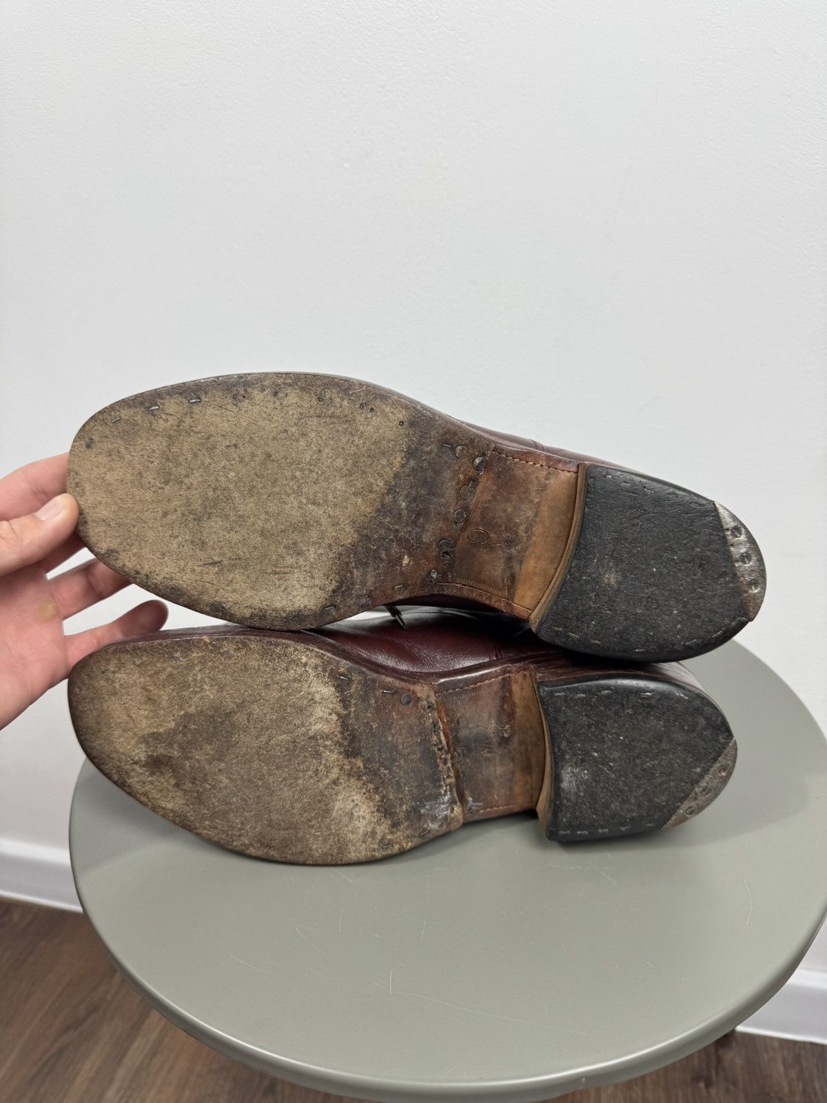 Other Vintage Heavy Leather Oxford Shoes US 9 Metal Heel Taps Size US 9 / EU 42 - 13 Thumbnail