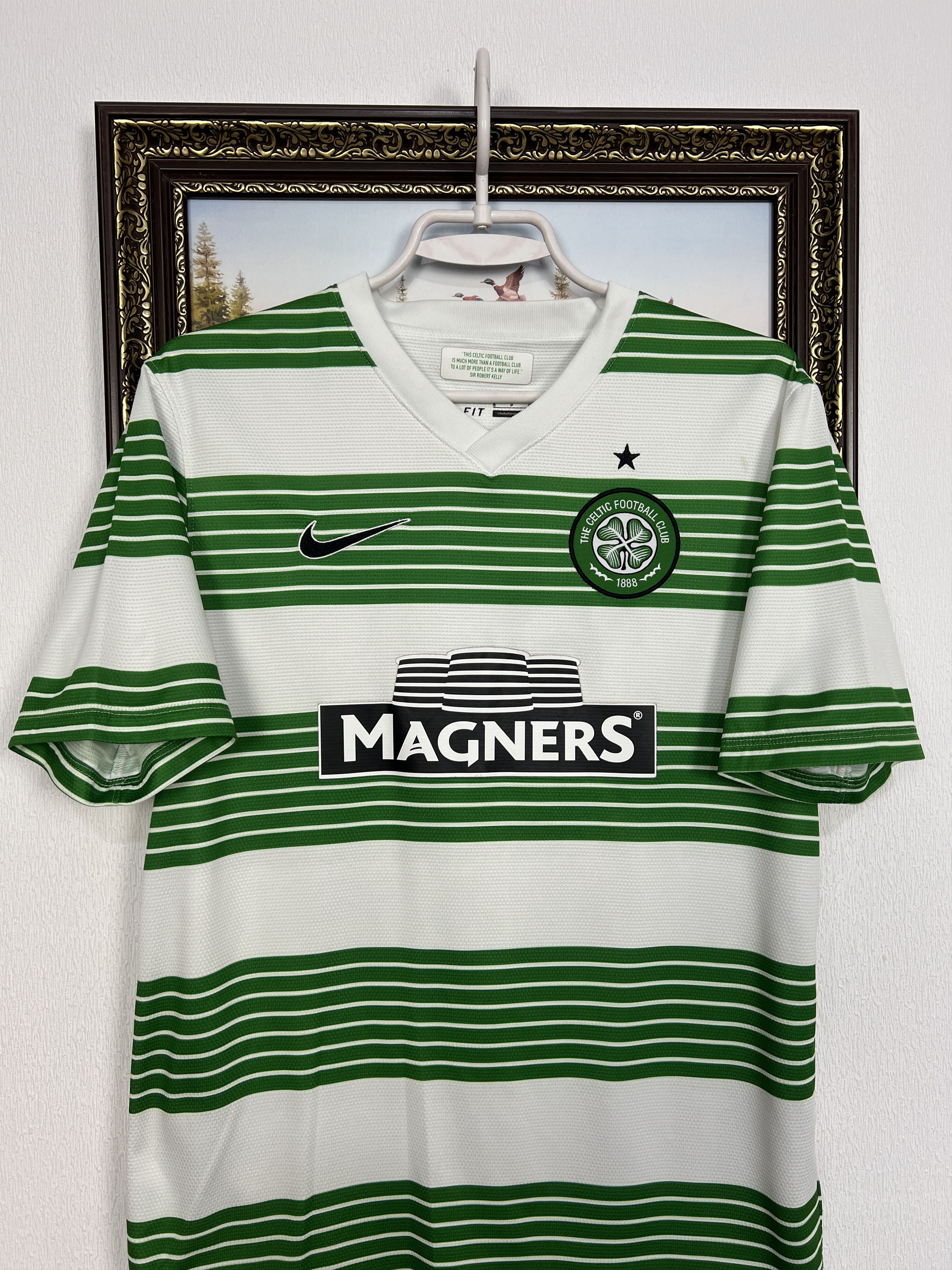Nike Celtic Home football shirt 2013 Soccer Jersey Sport Trikot Size US S / EU 44-46 / 1 - 2 Thumbnail