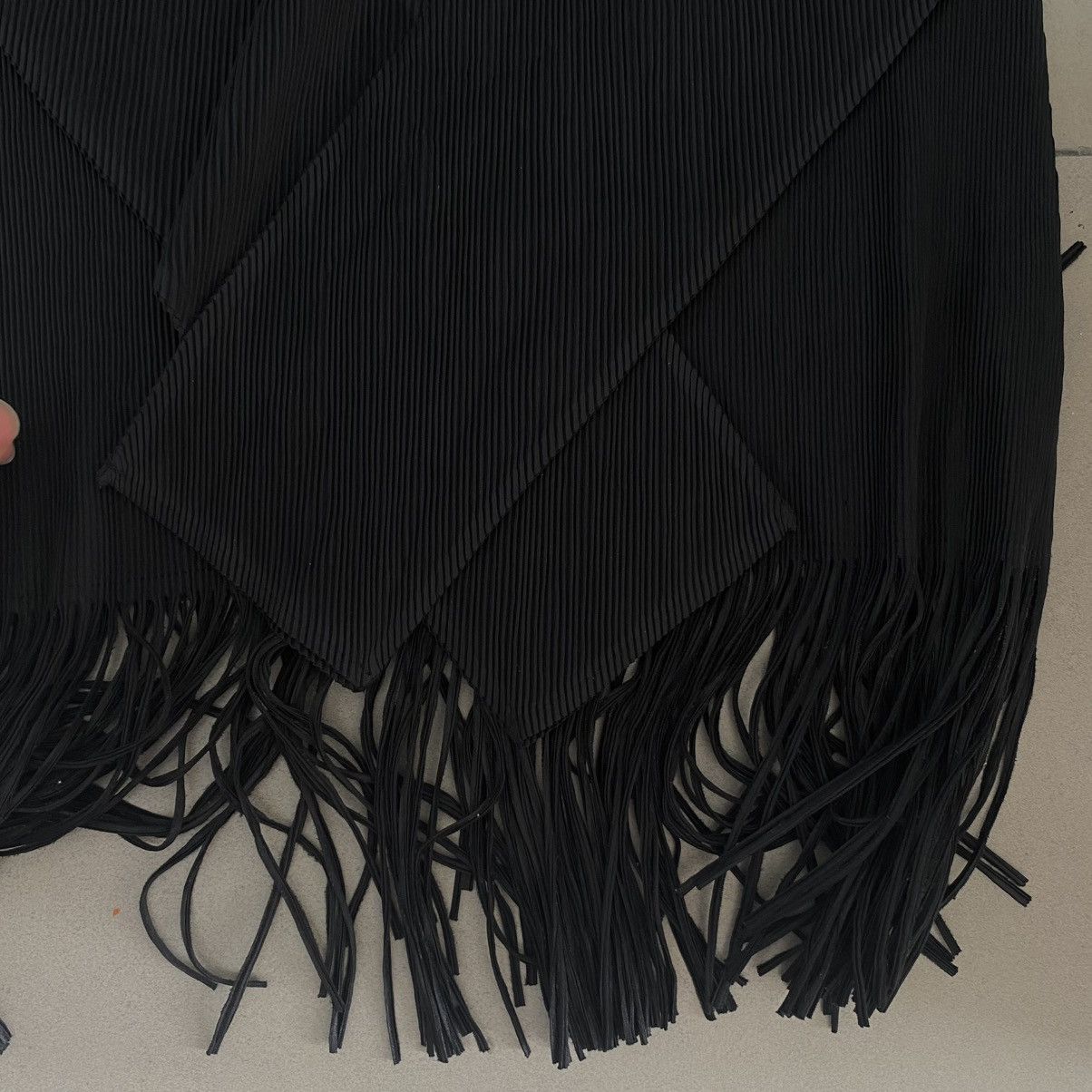 Pleats Please Issey Miyake PLEATS PLEASE VINTAGE FRINGE TOP Size ONE SIZE - 4 Thumbnail