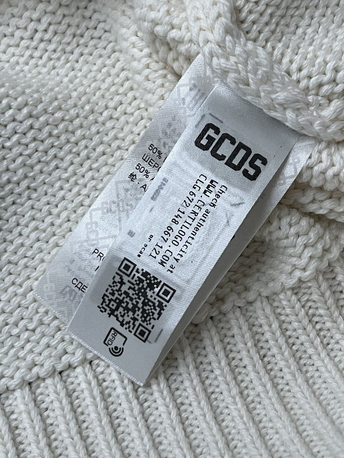GCDS !DS! AW23 GCDS Logo Cream Turtleneck Sweater Size US M / EU 48-50 / 2 - 19 Thumbnail