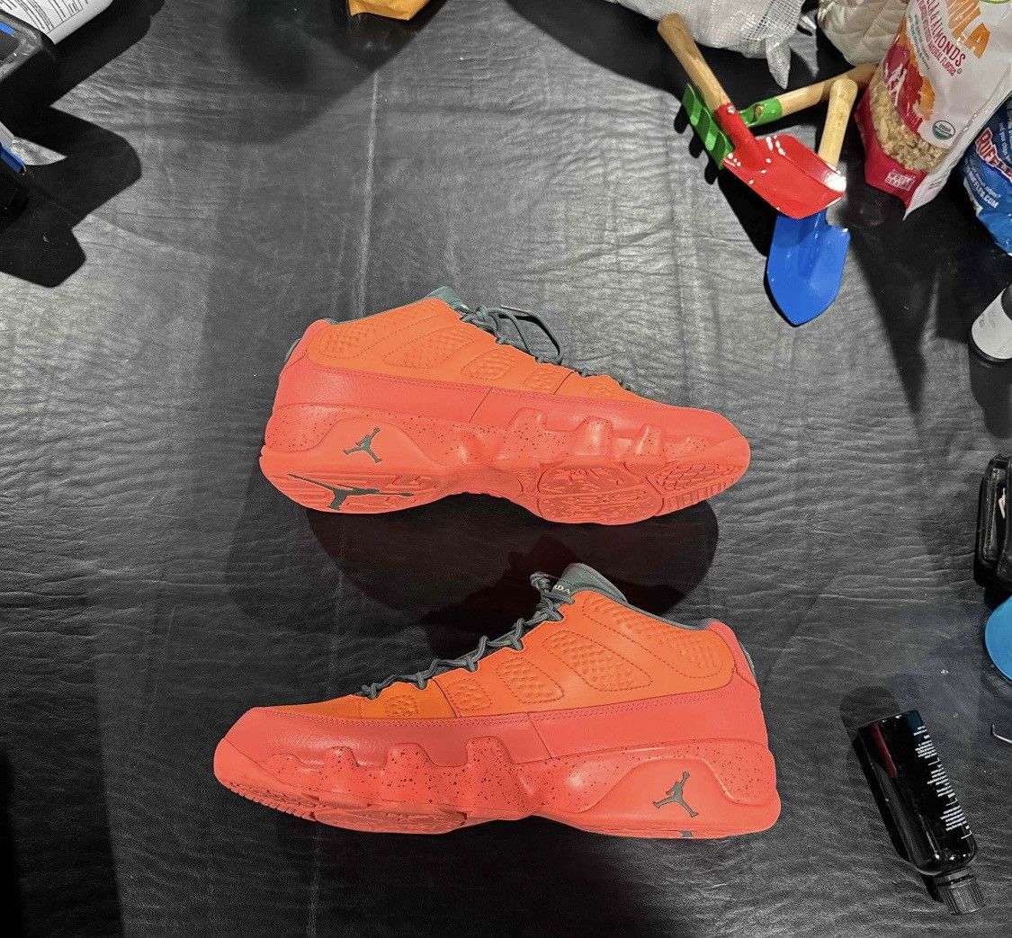 Jordan Brand Jordan 9 Low Bright Mango size 11.5 Size US 11.5 / EU 44-45 - 1 Thumbnail