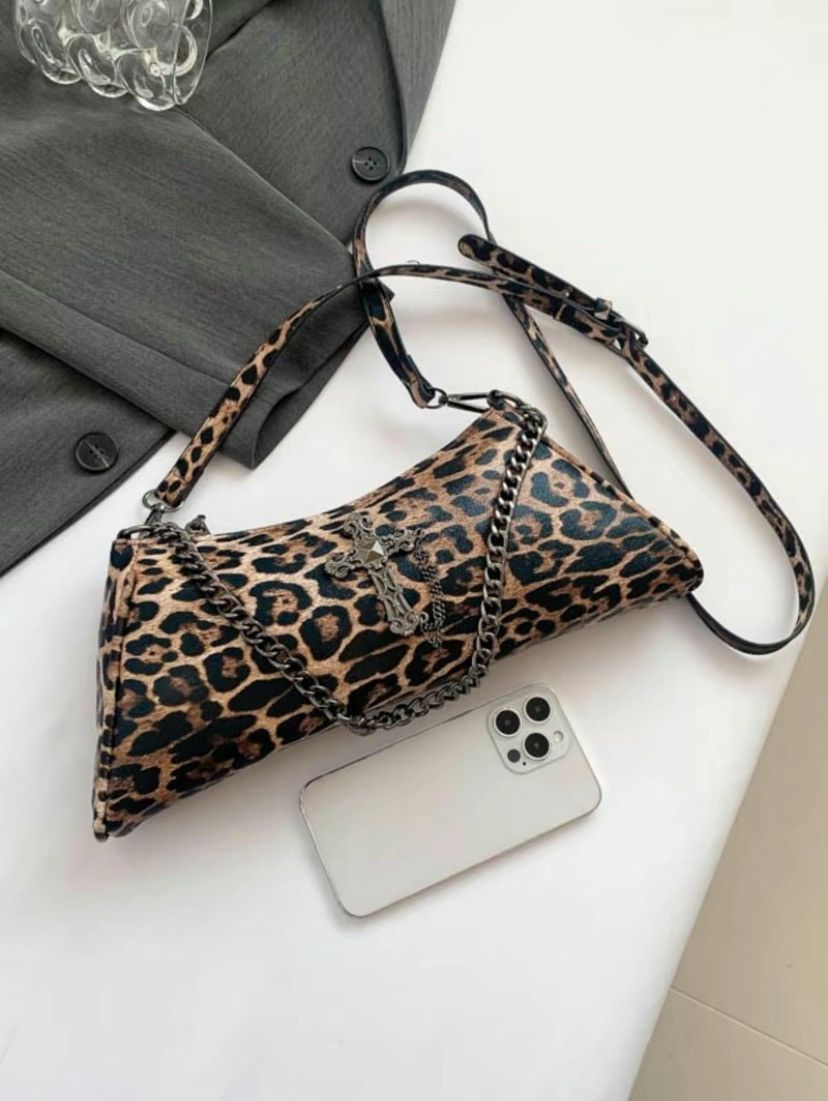 Vintage Leopard Pattern Criss Cross Design Crossbody Cheetah Bag Size ONE SIZE - 3 Thumbnail