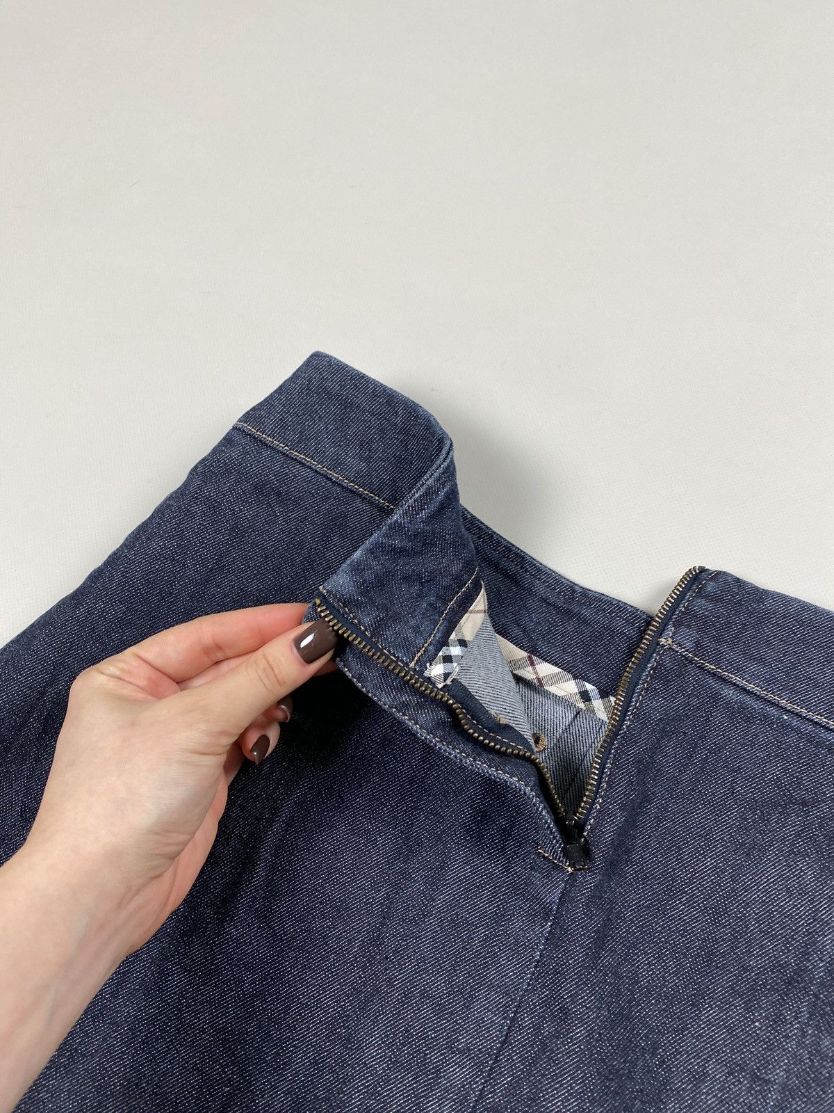 Burberry London vintage Y2K denim mini skirt size US 10