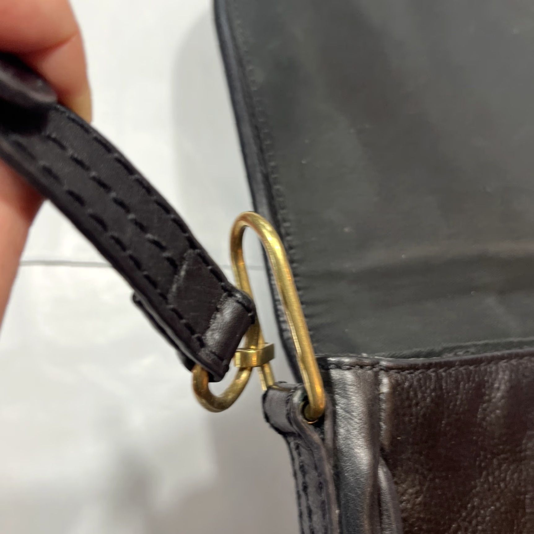 Fossil Fossil Black LEATHER Purse Evening Bag Crossbody Strap Flap Closure Magnetic Snap Dressy Cross-Body Bag Size ONE SIZE - 5 Thumbnail
