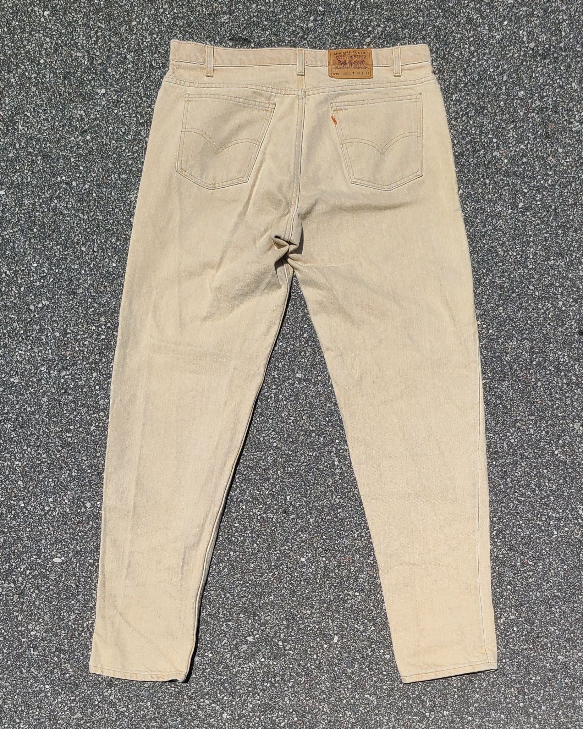 Levi's × Levi's Vintage Clothing Vintage 1996 Levi's 550 Orange Tab Rare Cream Made in USA Size US 38 / EU 54 - 4 Thumbnail