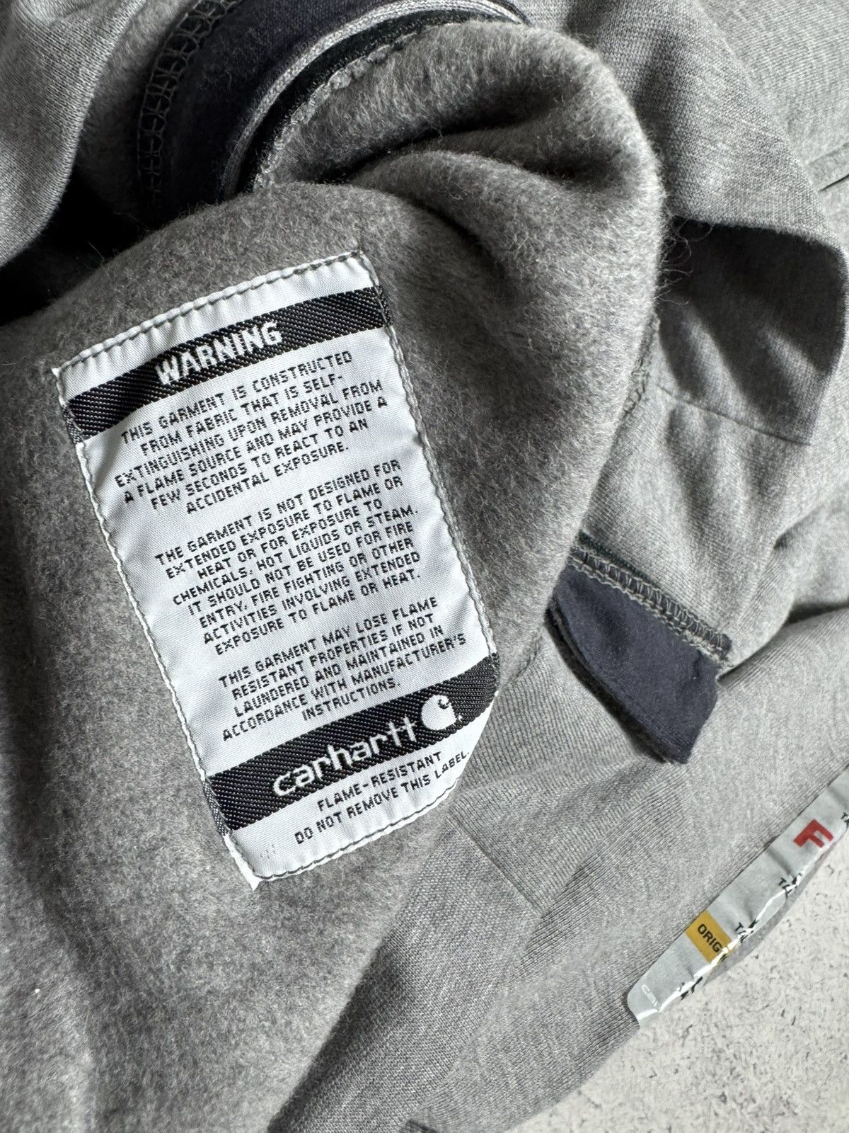 Carhartt Carhartt New Grey Full Zip Hoodie Size L Vintage Size US L / EU 52-54 / 3 - 9 Thumbnail