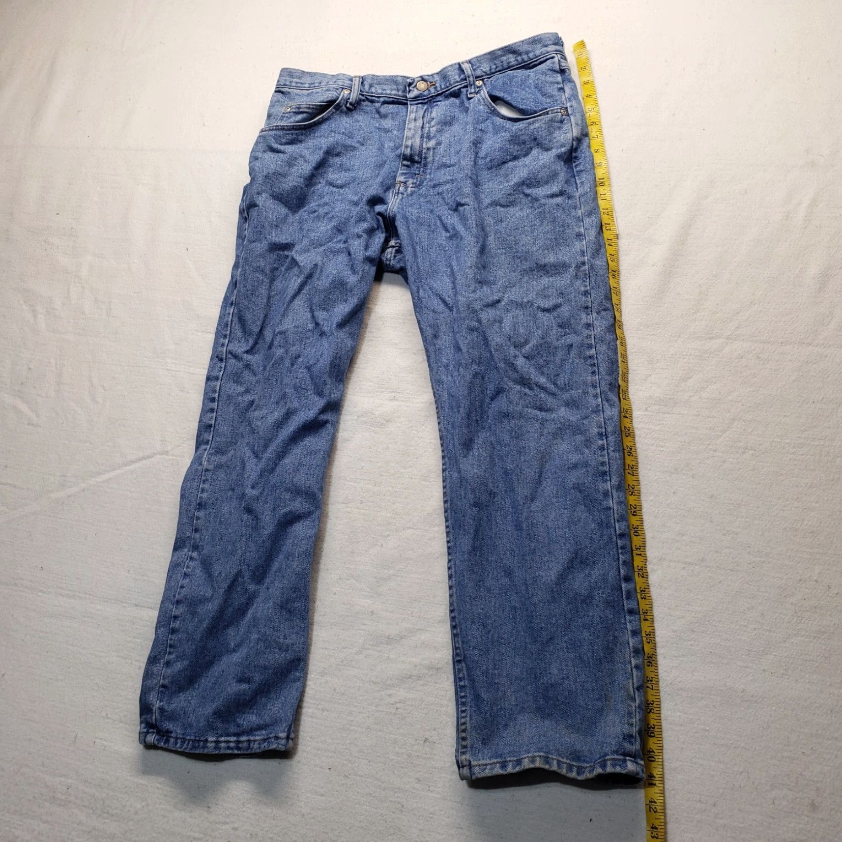 Wrangler VINTAGE Wrangler Authentic Jeans - Men’s Relaxed Fit Straight Leg Denim Pants 38x29 Blue Size US 38 / EU 54 - 7 Thumbnail