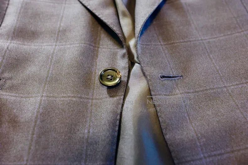 Tom Ford Tom Ford Men's Business Suit, Navy Windowpane, 100% Wool Size 46L - 3 Thumbnail