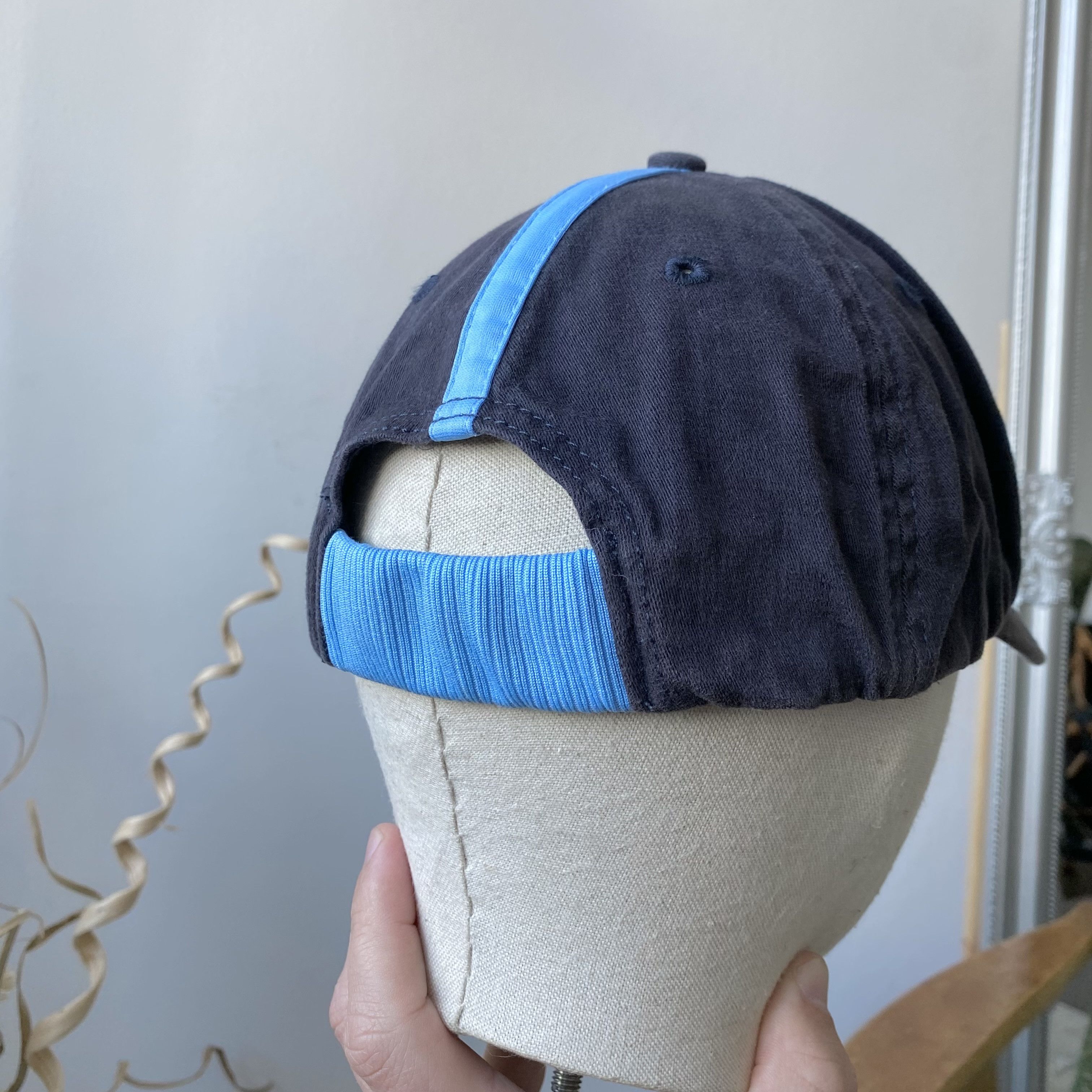 Umbro ⚽️ Vintage Umbro Manchester City cap Jersey Blockore Drill Size ONE SIZE - 4 Thumbnail