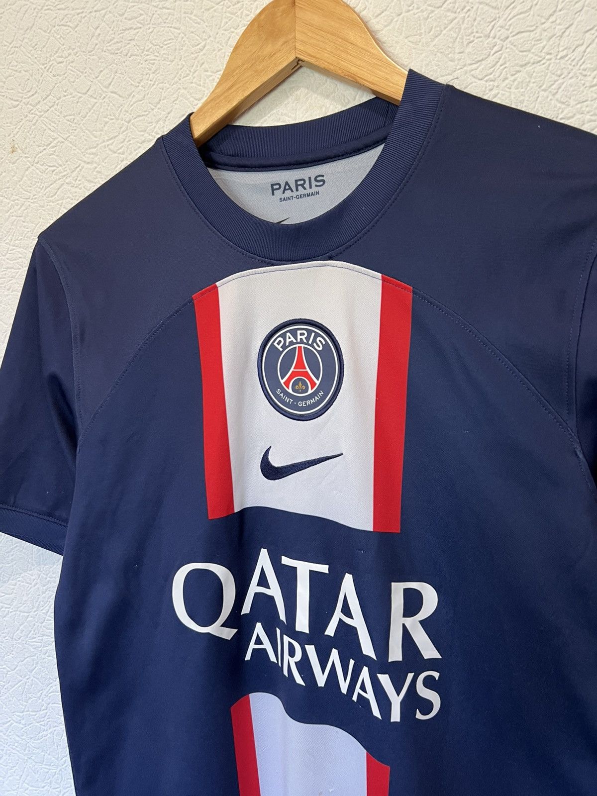 Nike MBAPPE Nike PSG Paris 2022/2023 Home Kits Soccer Jersey Size US S / EU 44-46 / 1 - 3 Thumbnail