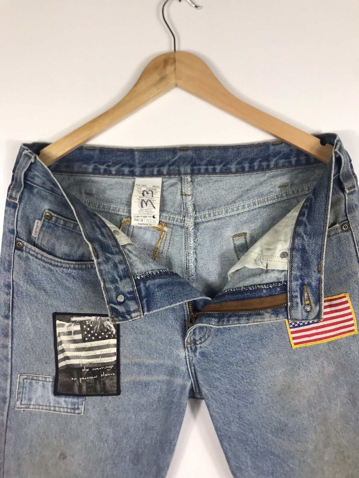 Carhartt ⚡️Light Wash Carhartt Pacthes Denim Jean Shorts 35X24 Size US 35 - 8 Thumbnail