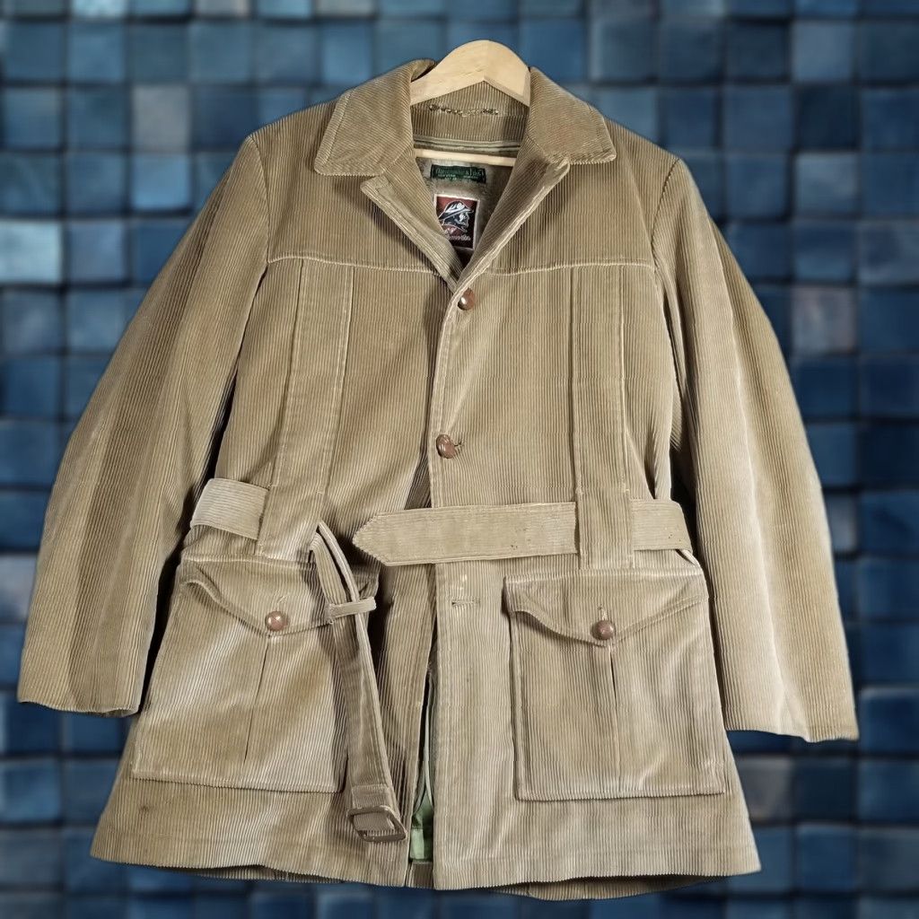 Abercrombie & Fitch VINTAGE Abercrombie & Fitch Out O' Gloucester Coat Woman Small Beige Corduroy Coat Size US S / EU 44-46 / 1 - 1 Thumbnail