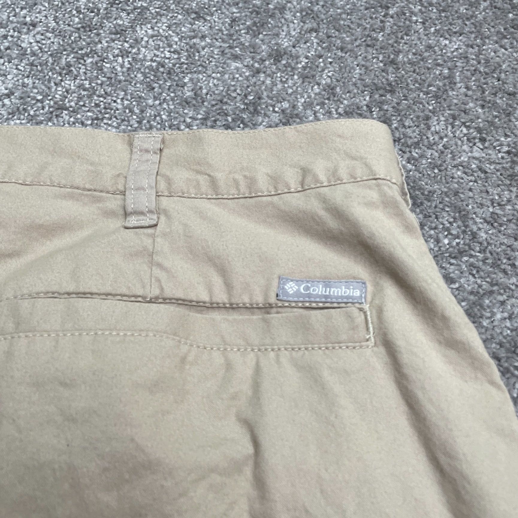 Vintage Columbia Cargo Shorts Mens 38x10 Beige Cotton 100% Outdoor Pockets Casual Travel Military Style Size US 38 / EU 54 - 4 Thumbnail