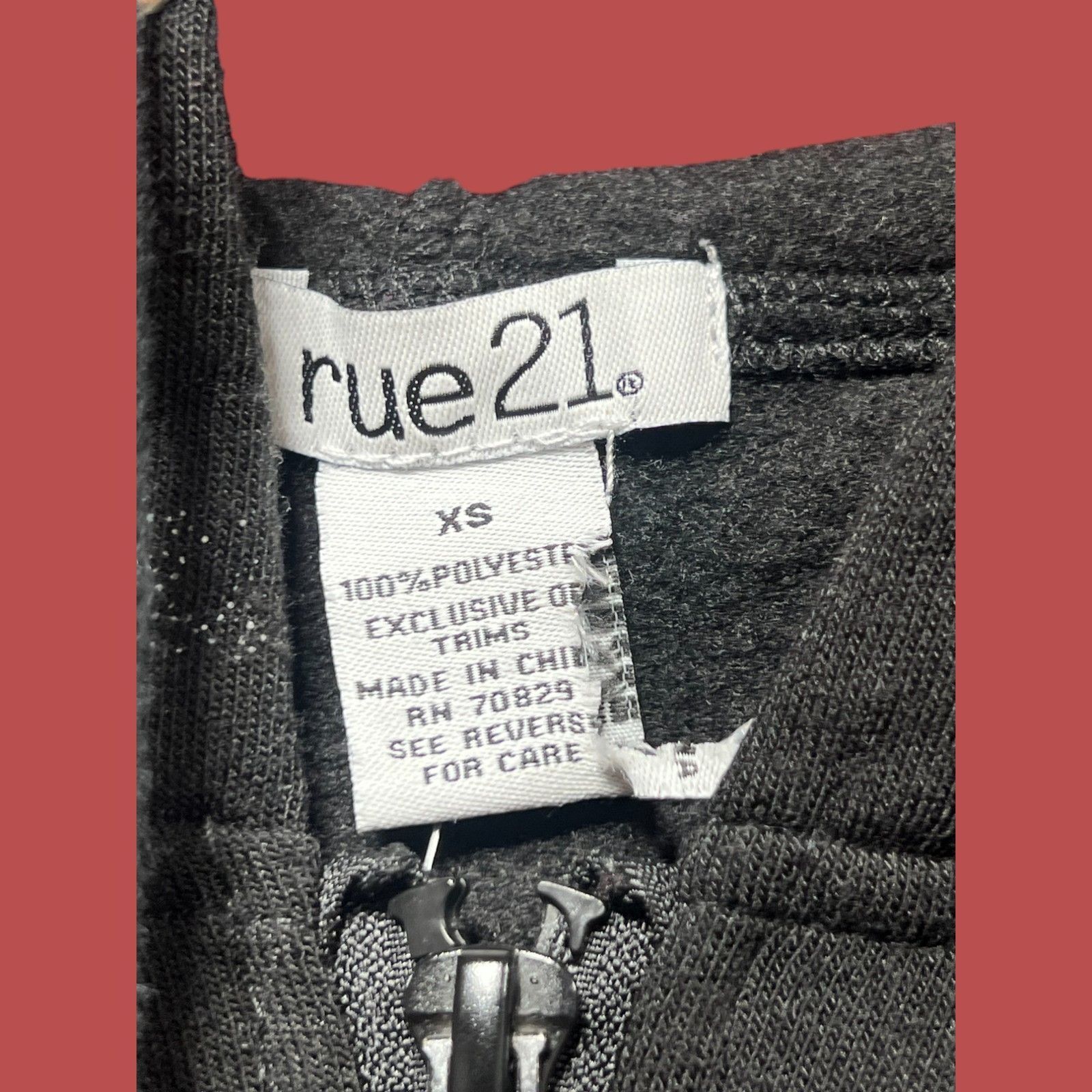 rue21 Rue 21 - Women's Long Sleeve Hooded Sweatshirt - Black - Ext Size XS / US 0-2 / IT 36-38 - 8 Thumbnail