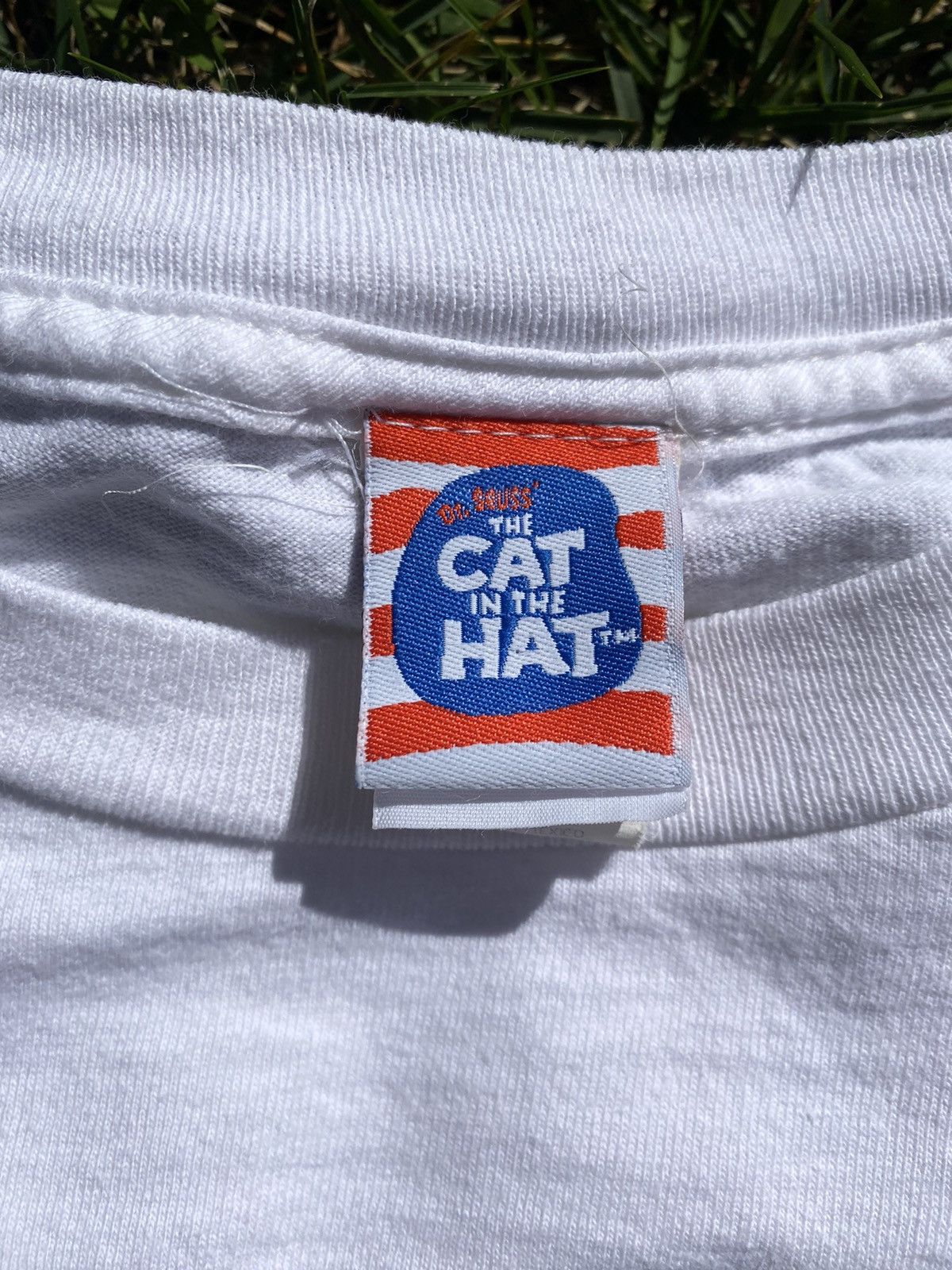 Vintage VINTAGE Dr. Seuss ‘Cat In The Hat’ Movie Tee Size US L / EU 52-54 / 3 - 5 Thumbnail