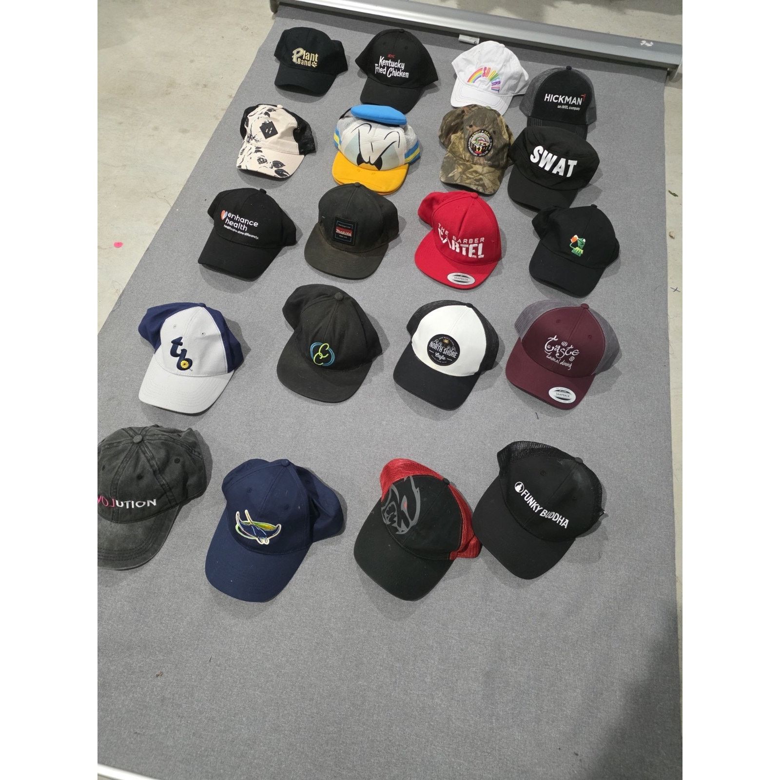 Other 20 Vintage Trucker Hat Lot Snapback 80s 90s Y2K USA Size ONE SIZE - 4 Thumbnail
