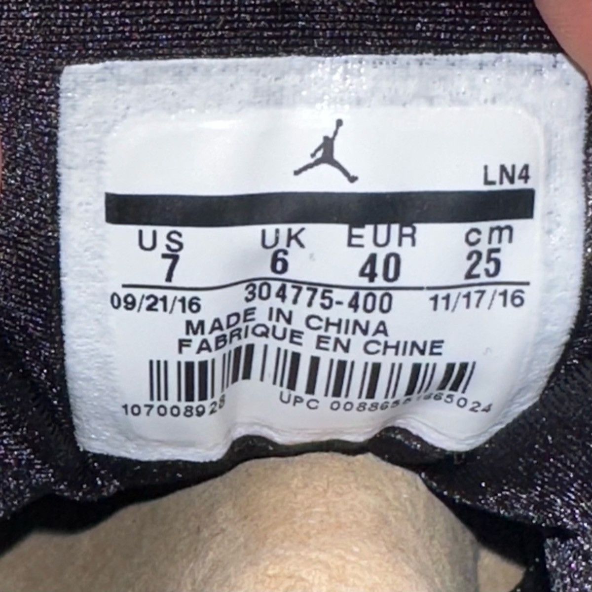 Jordan Brand × Nike Size 7 - Jordan 7 Retro Pantone 304775-400 Size US 7 / EU 40 - 6 Thumbnail