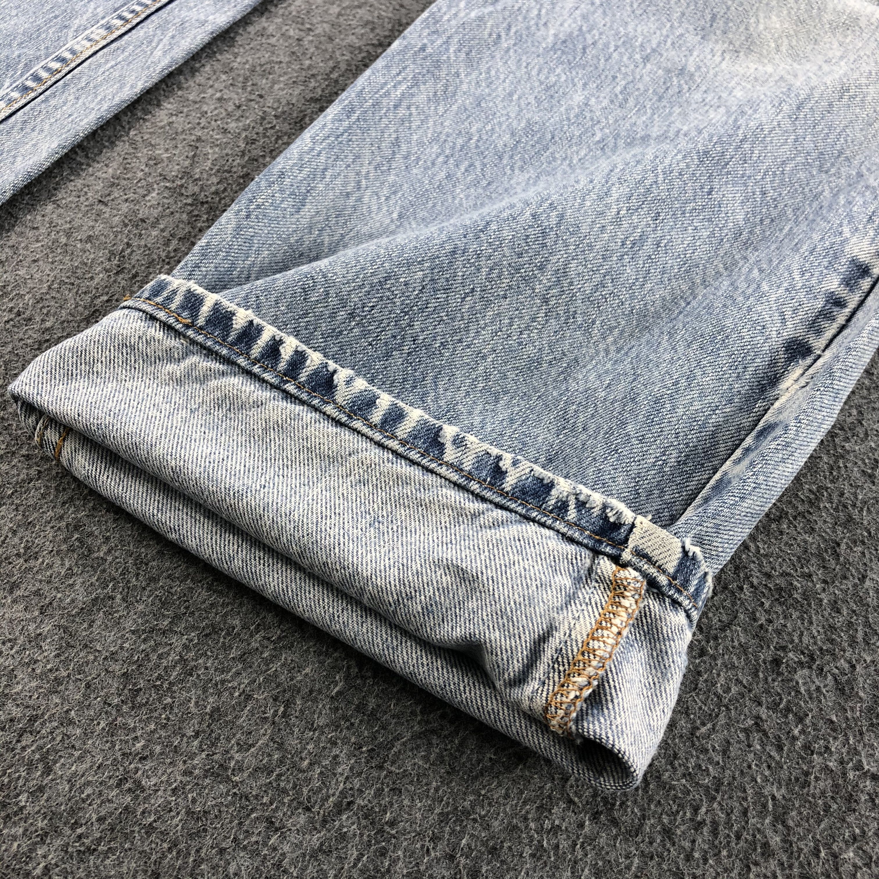 Levi's Light Wash Vintage Levis 550 Jeans-J1100 Size US 33 - 7 Thumbnail